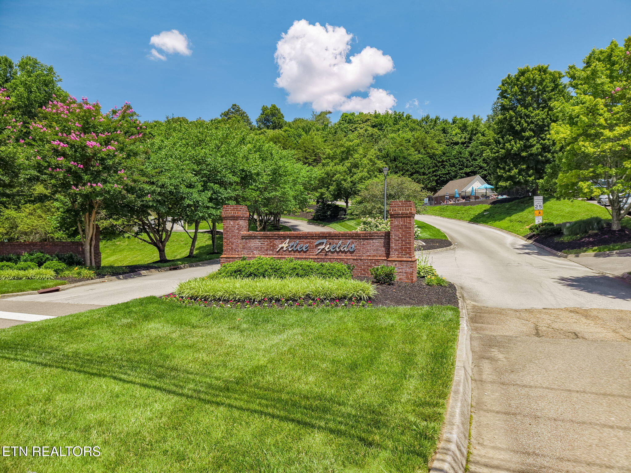 9501 Hickory Knoll Lane Knoxville TN 37931