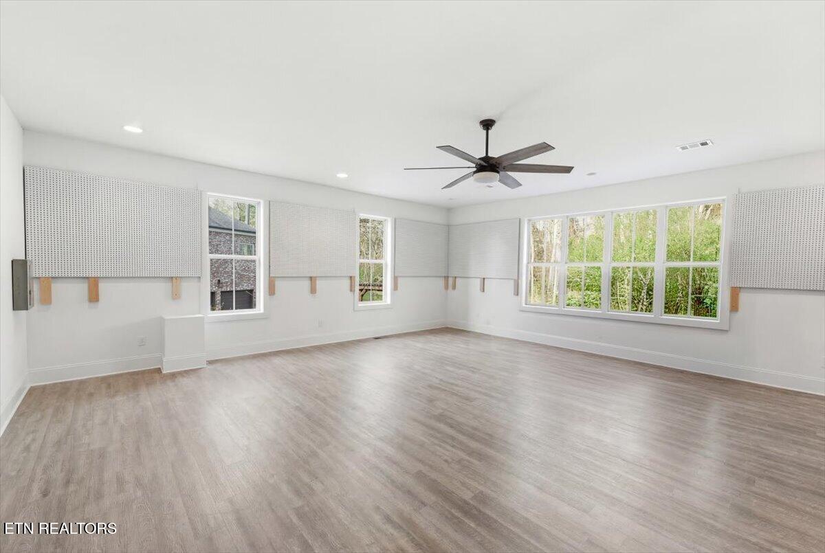 107 Daleyuhski Way Loudon TN 37774