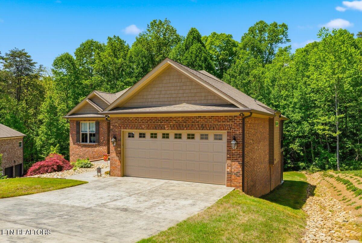 107 Daleyuhski Way Loudon TN 37774