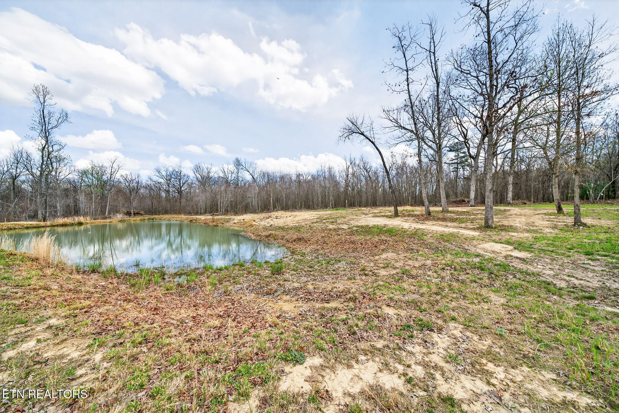 16588 N Highway 70 Monterey TN 38574
