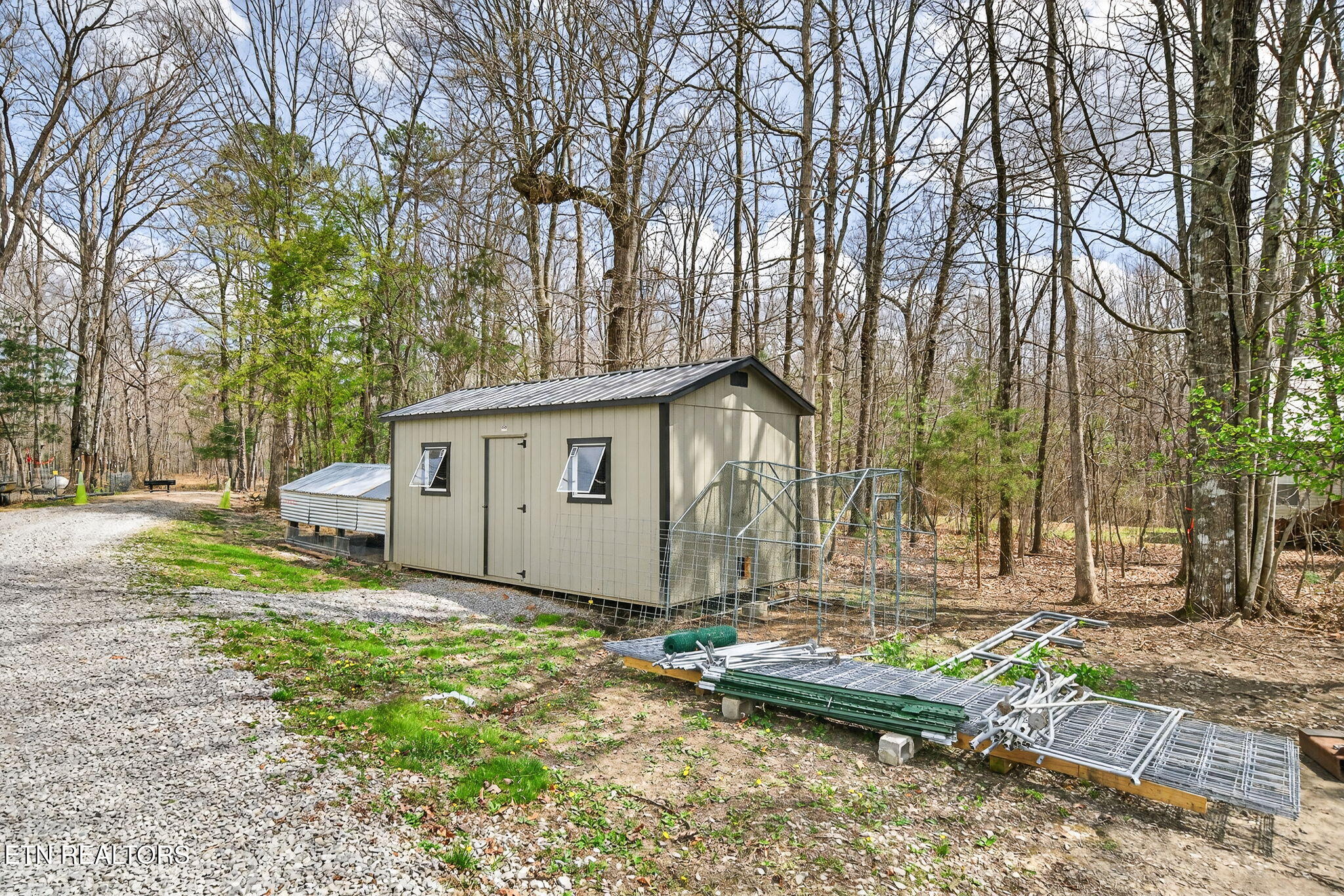 16588 N Highway 70 Monterey TN 38574