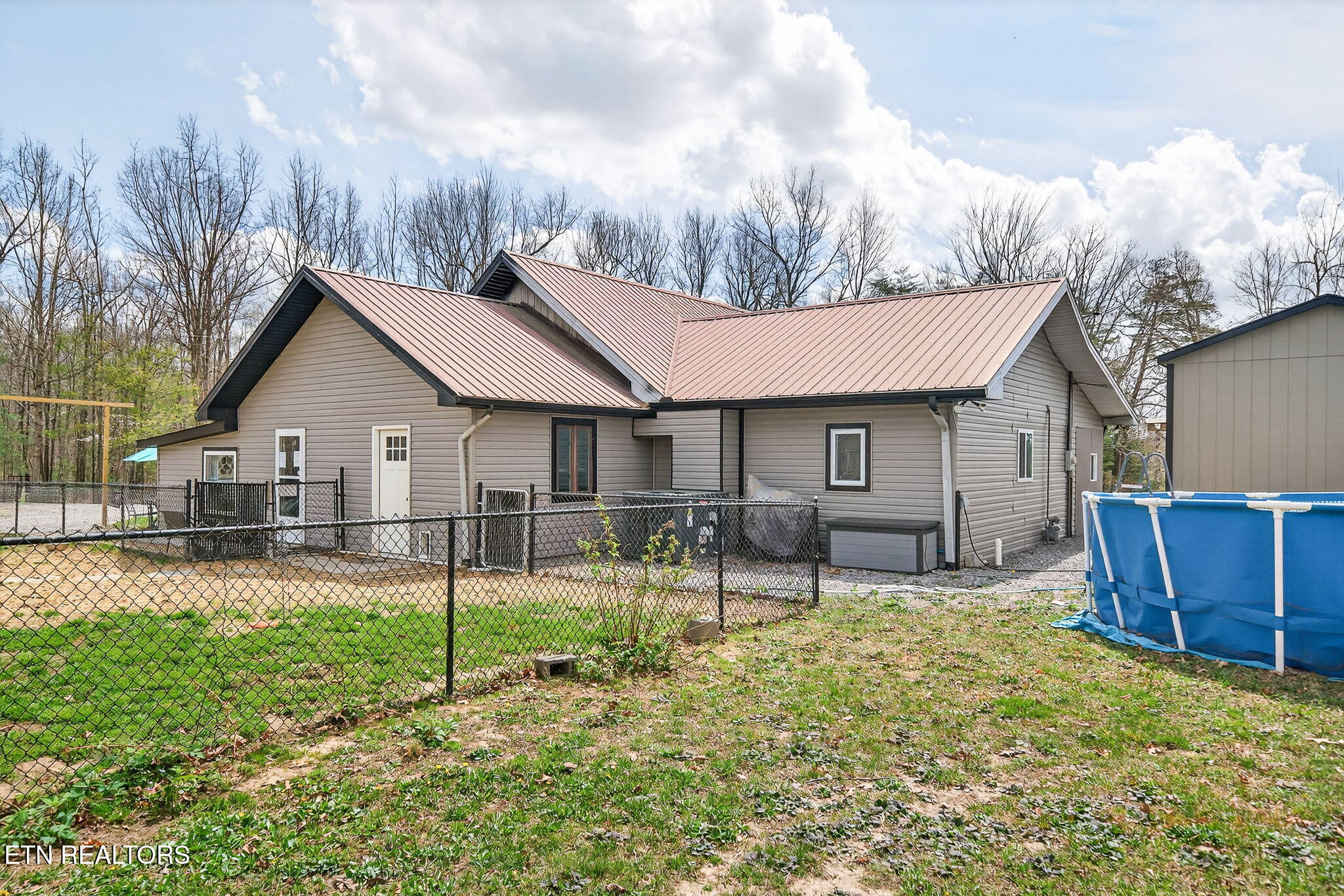16588 N Highway 70 Monterey TN 38574