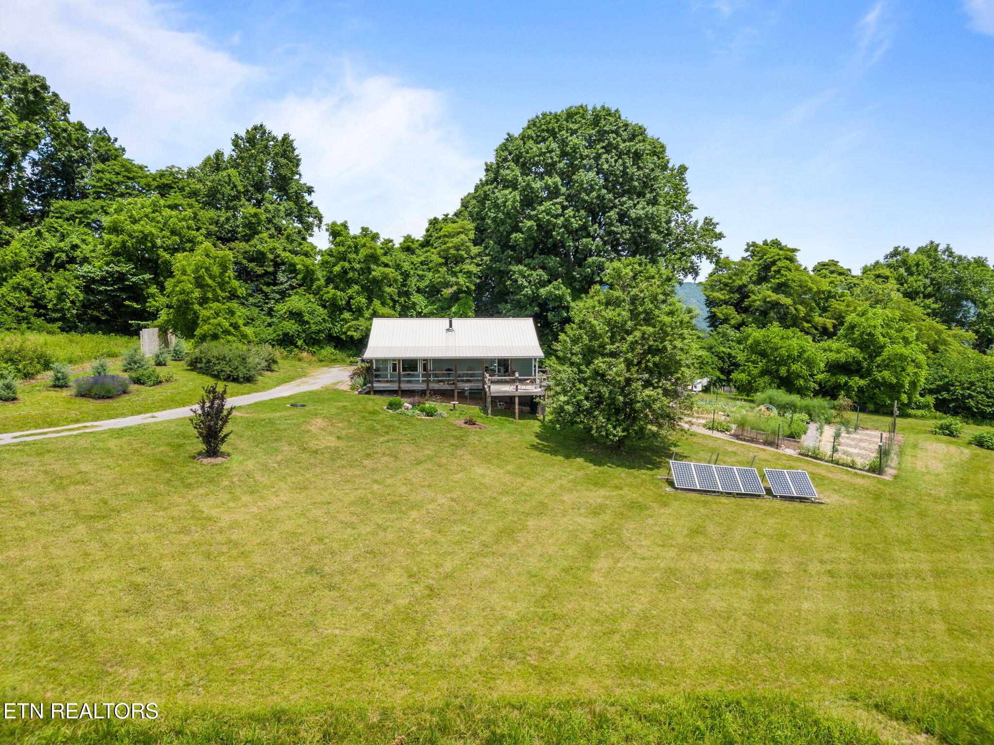 891 New Harvest Road Washburn TN 37888