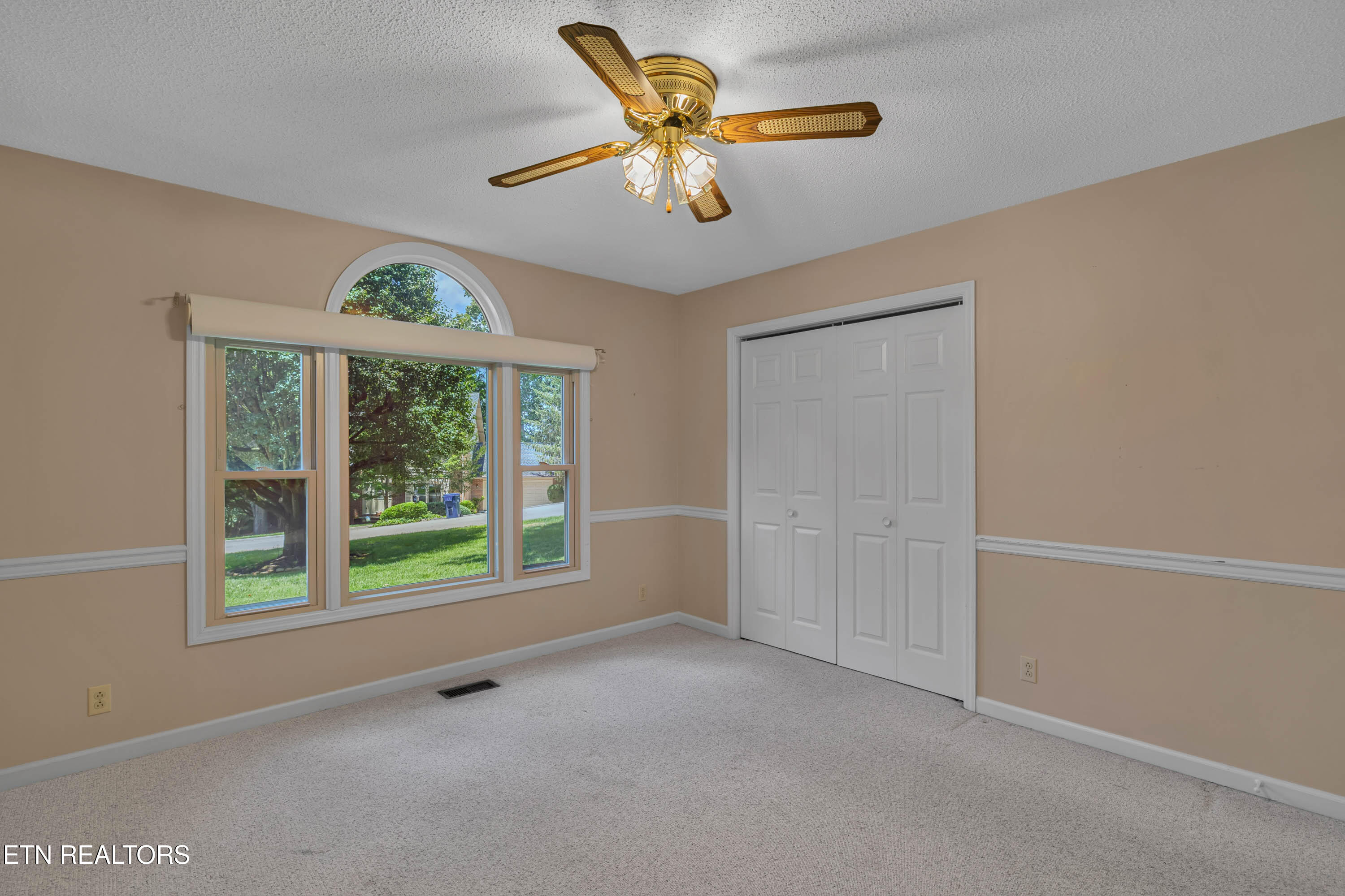 6811 Hunters Trail Knoxville TN 37921