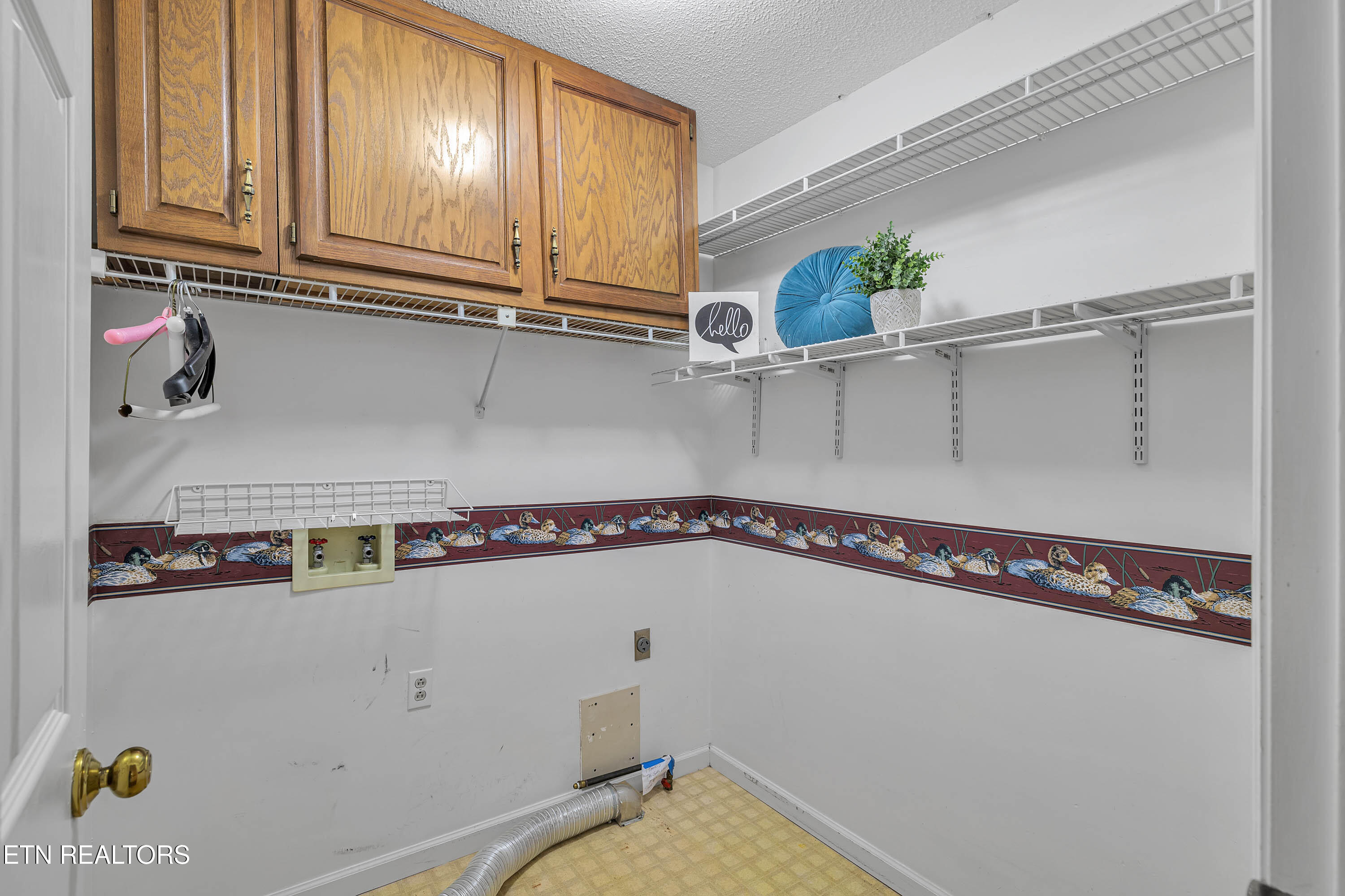 6811 Hunters Trail Knoxville TN 37921