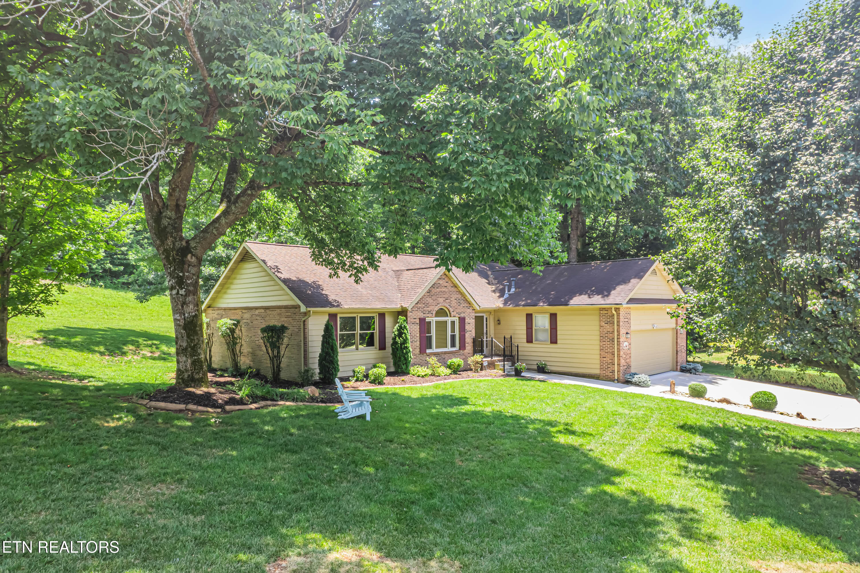 6811 Hunters Trail Knoxville TN 37921