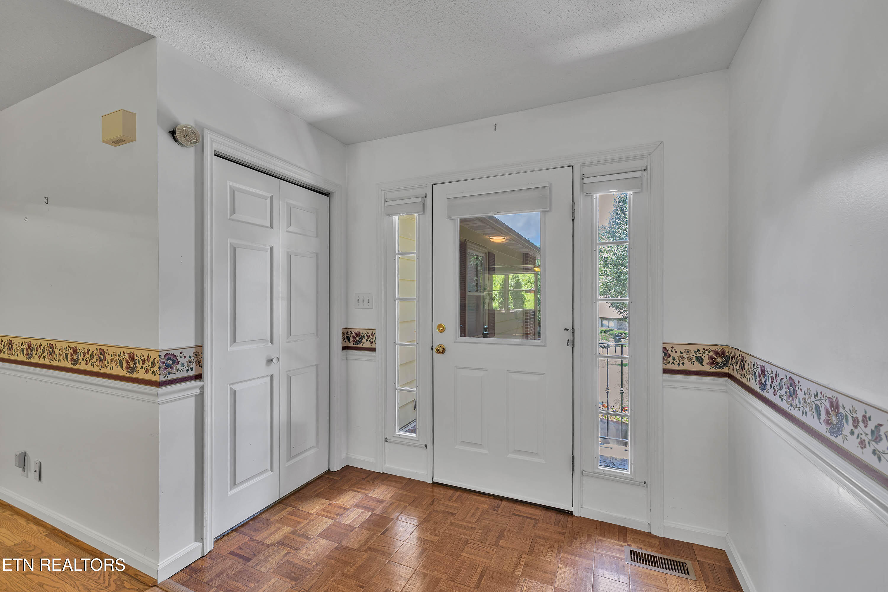 6811 Hunters Trail Knoxville TN 37921