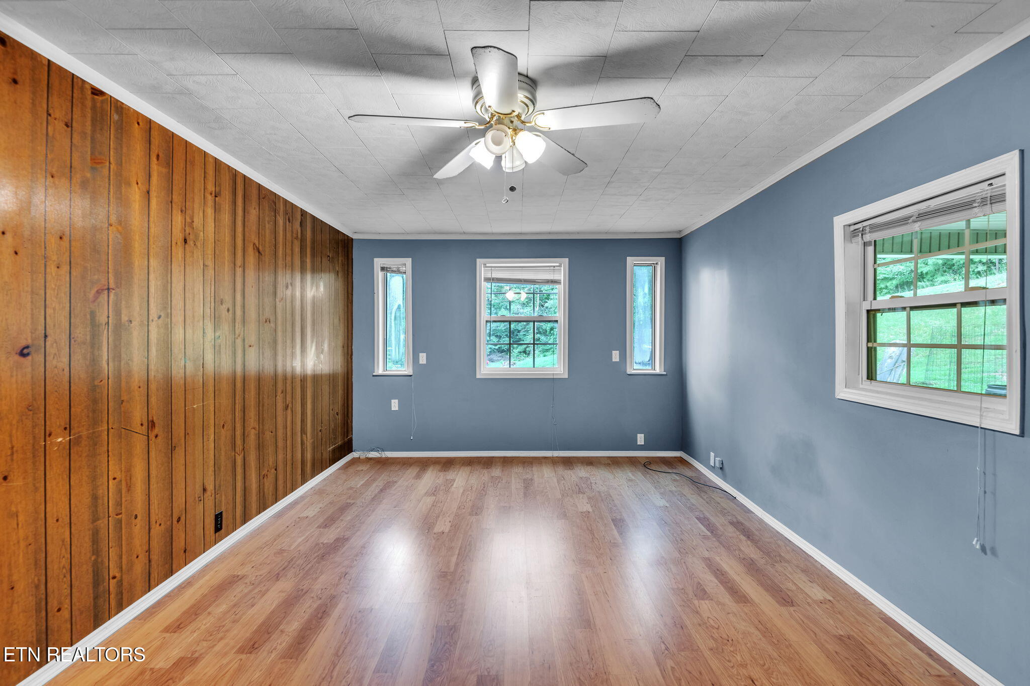 241 Skyline Drive Oneida TN 37841