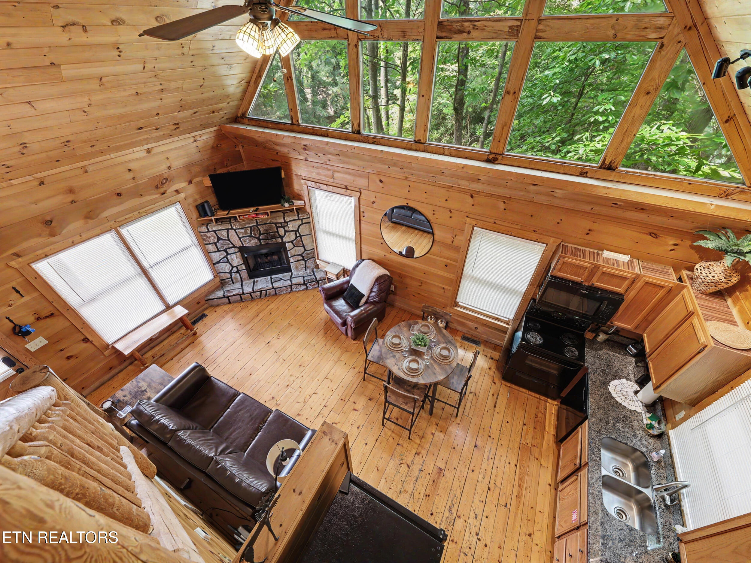2434 N School House Gap Road Sevierville TN 37876
