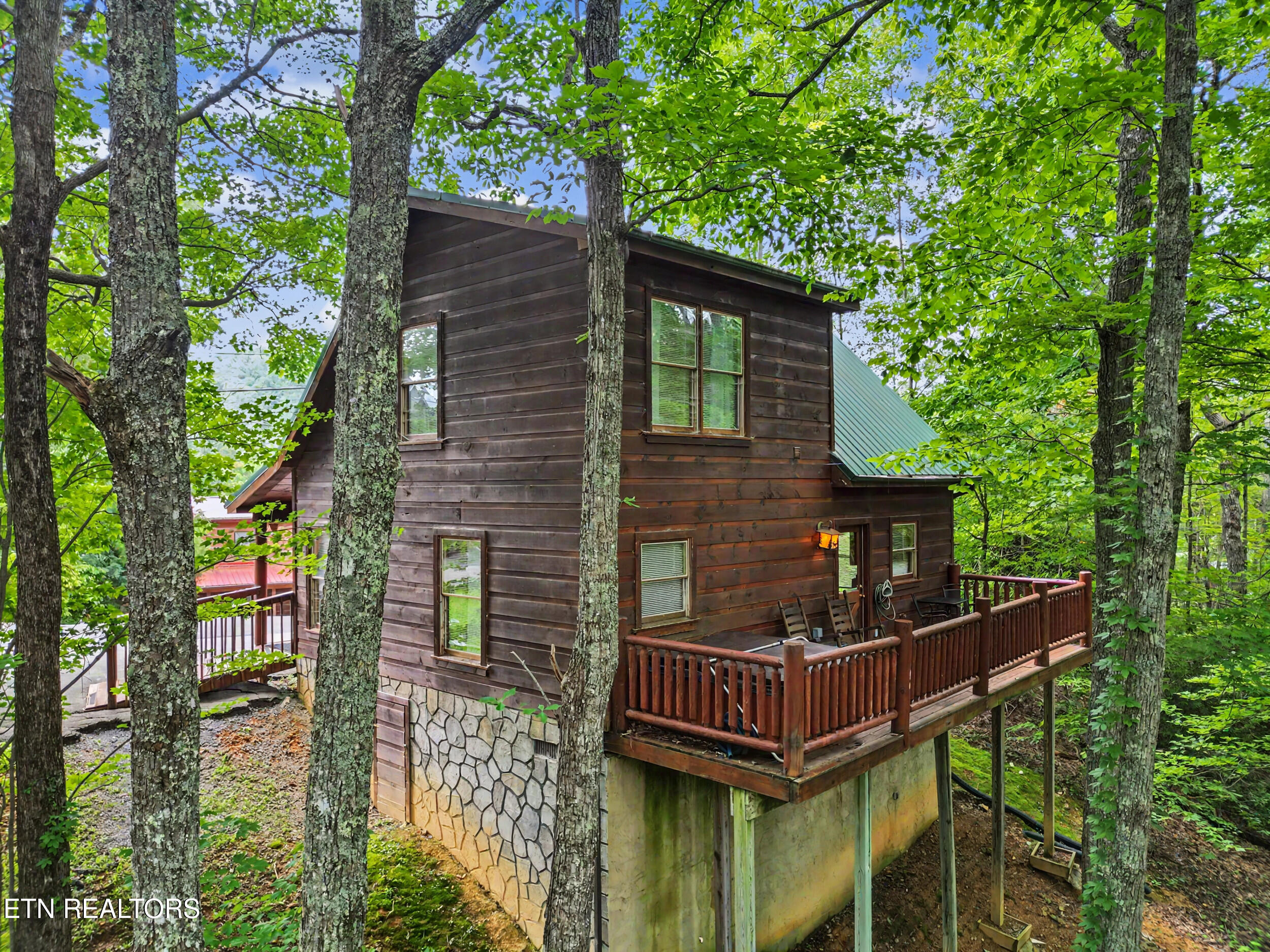 2434 N School House Gap Road Sevierville TN 37876