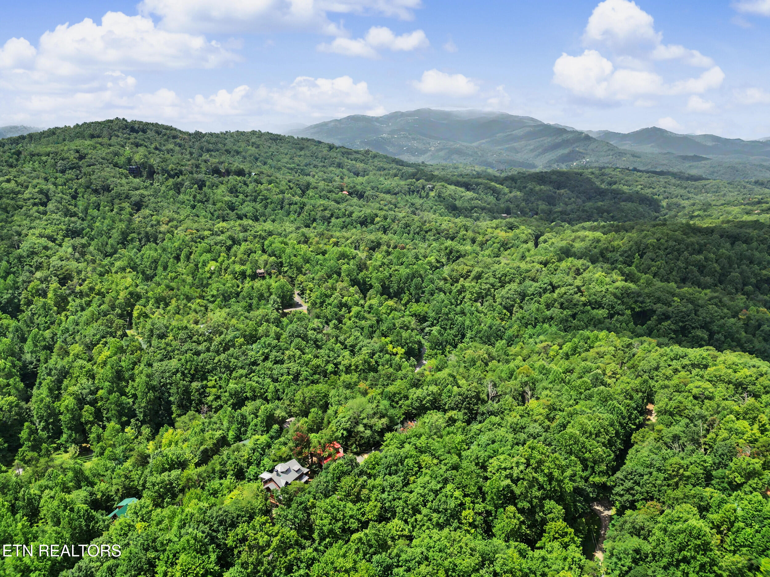 2434 N School House Gap Road Sevierville TN 37876