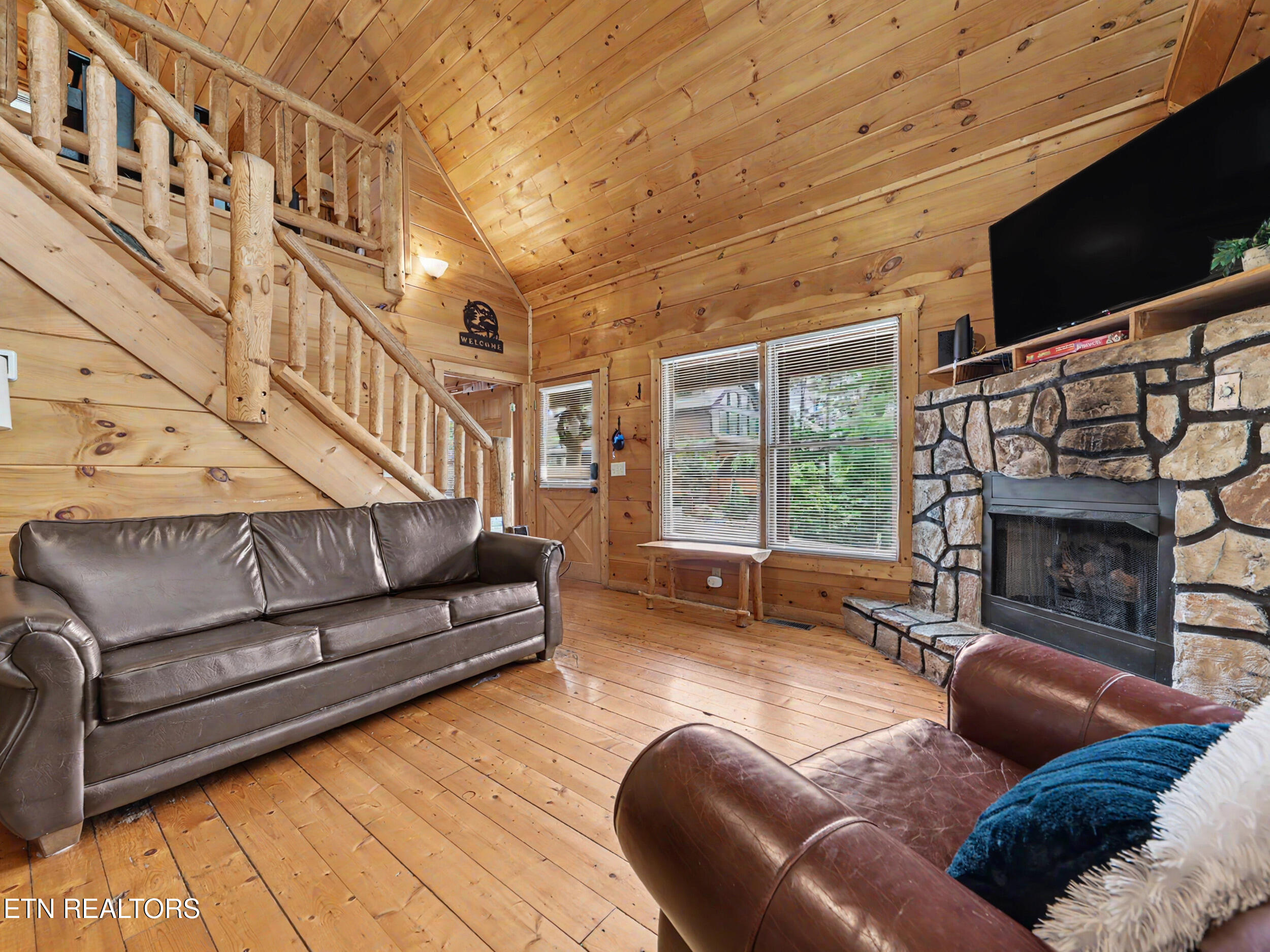 2434 N School House Gap Road Sevierville TN 37876