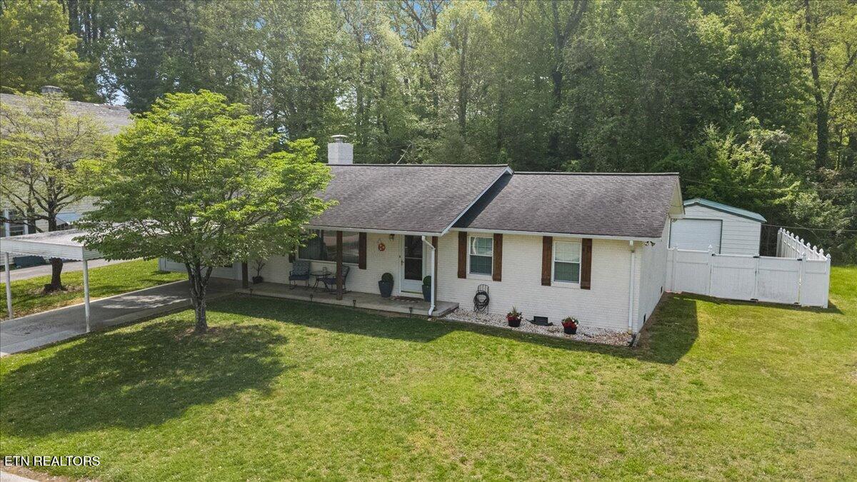 111 W Fir Street Lafollette TN 37766