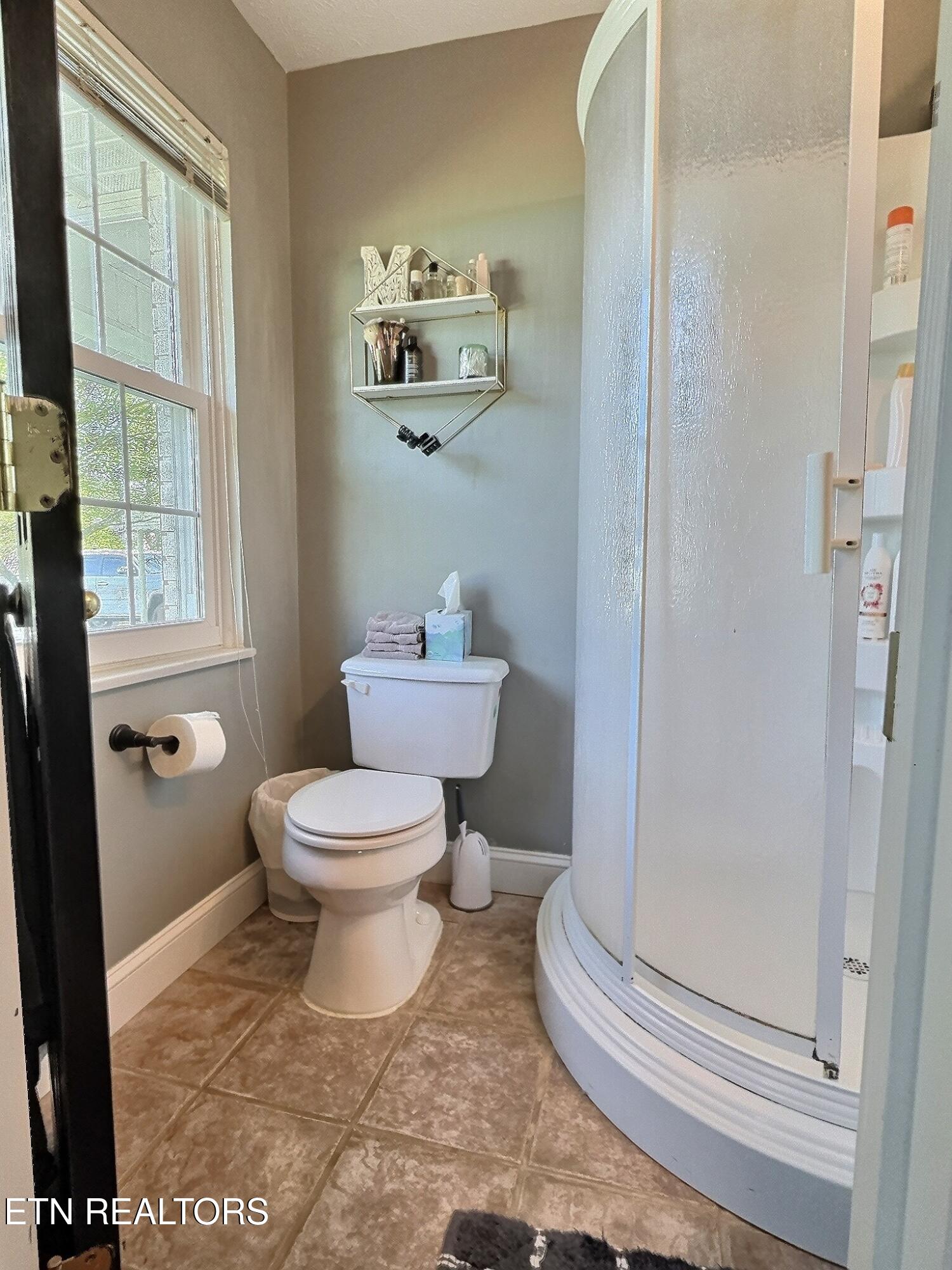 111 W Fir Street Lafollette TN 37766