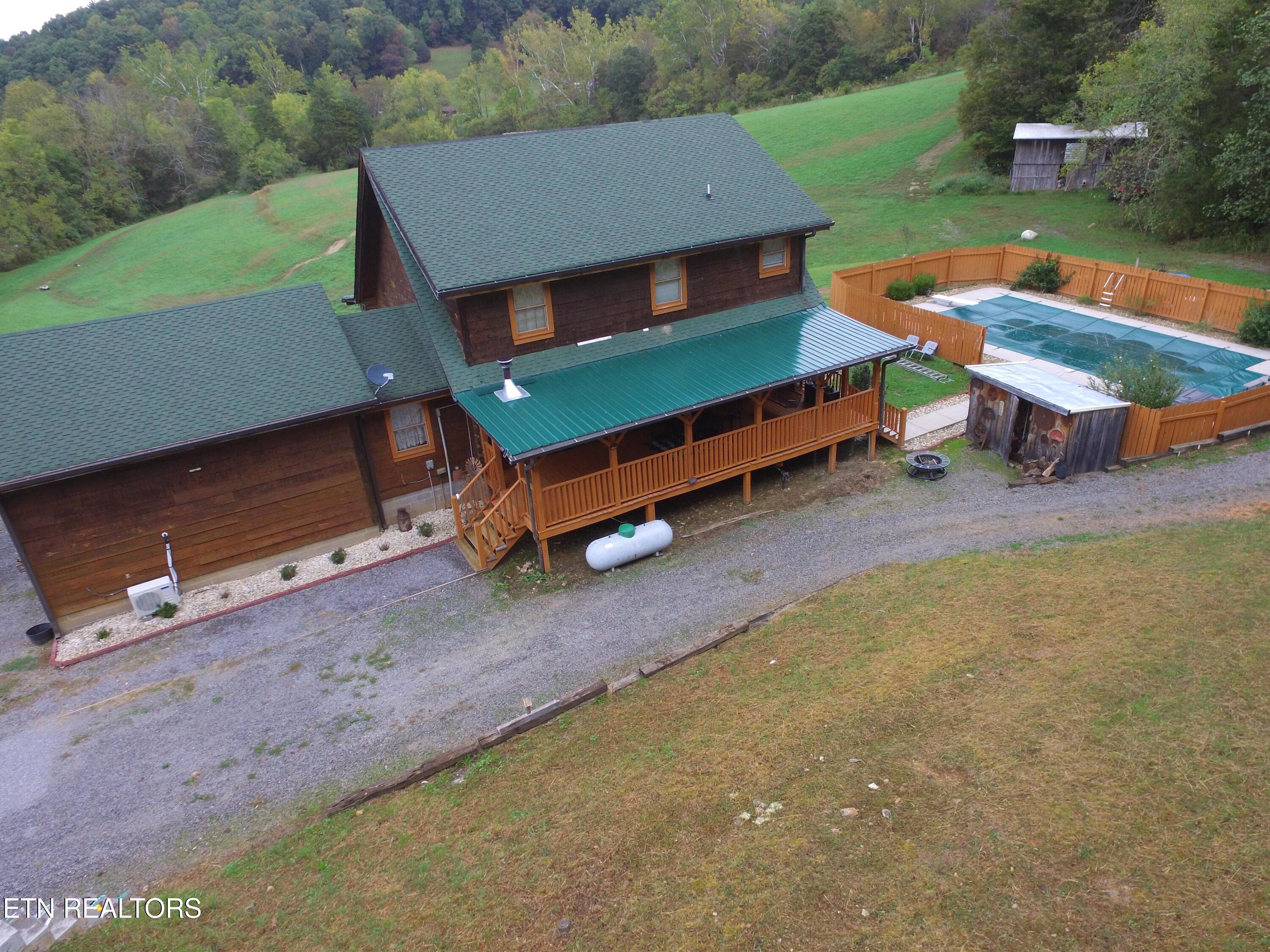 411 Cole Hollow Road New Tazewell TN 37825