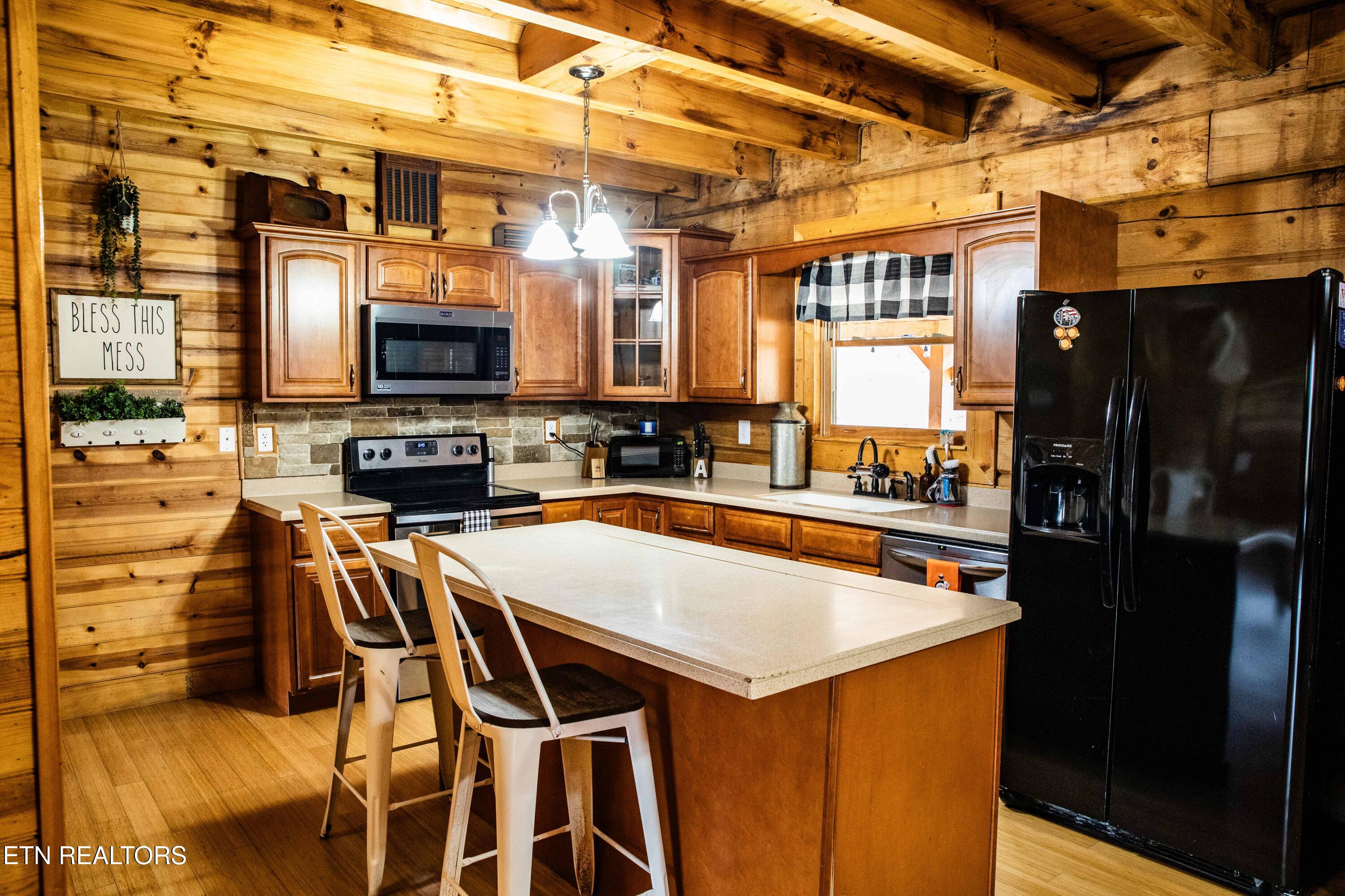 411 Cole Hollow Road New Tazewell TN 37825