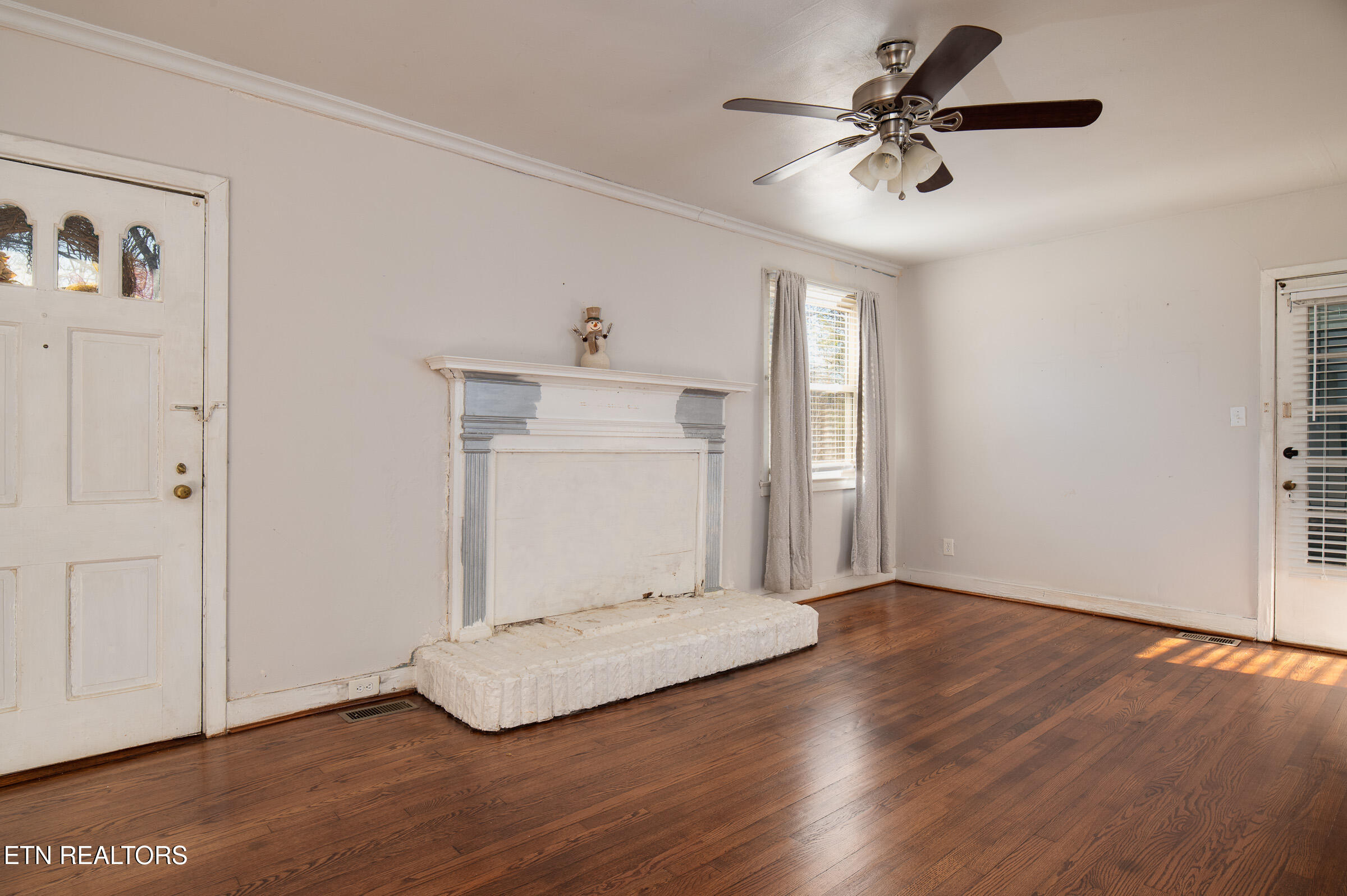 313 Colonial Drive Knoxville TN 37920