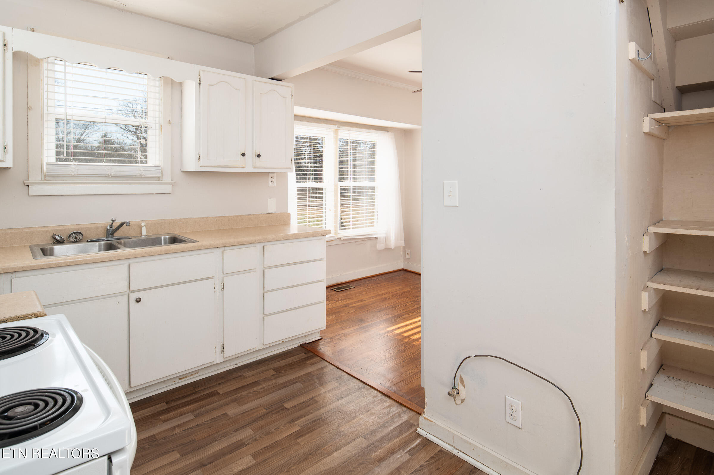 313 Colonial Drive Knoxville TN 37920