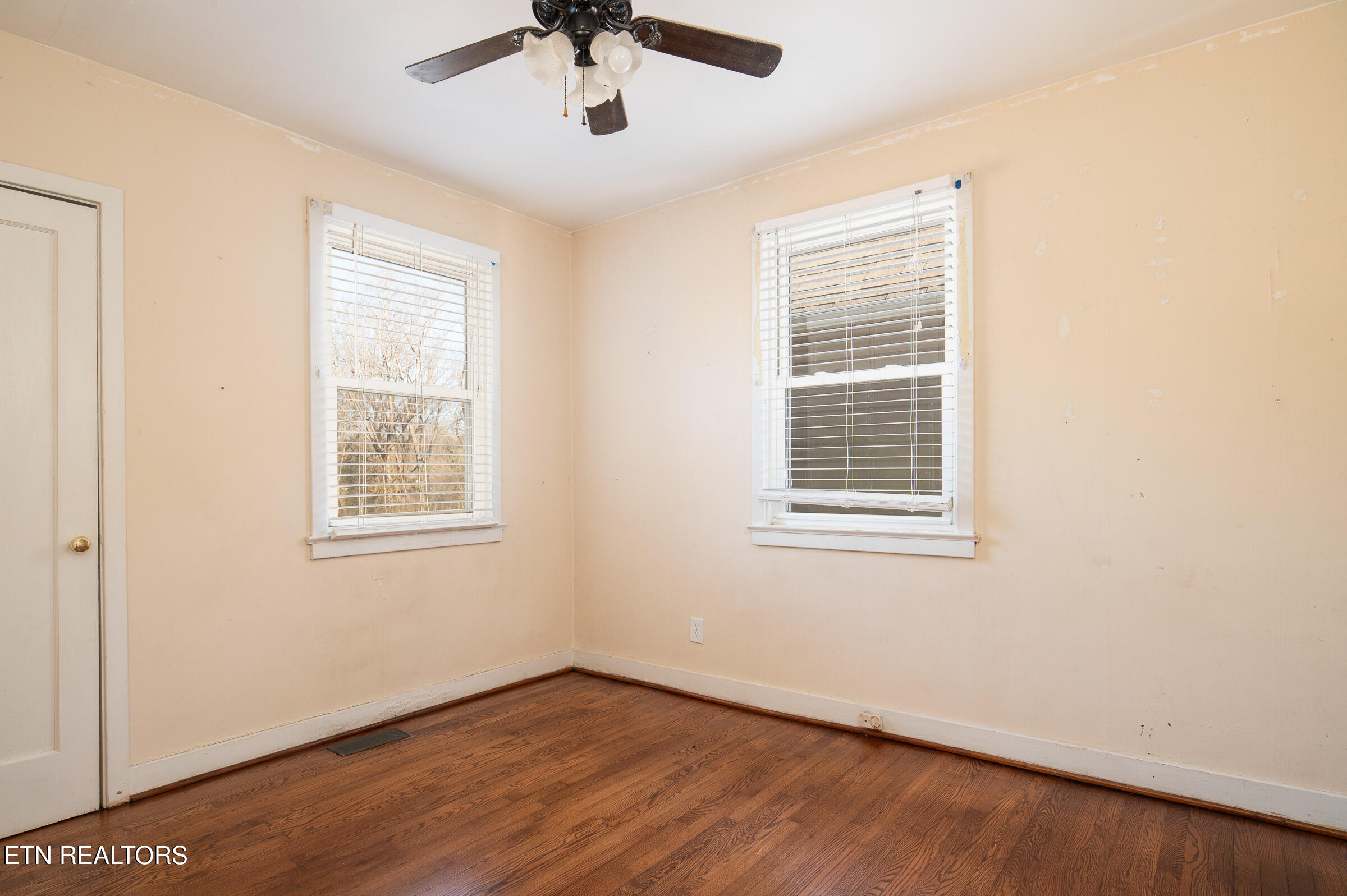 313 Colonial Drive Knoxville TN 37920