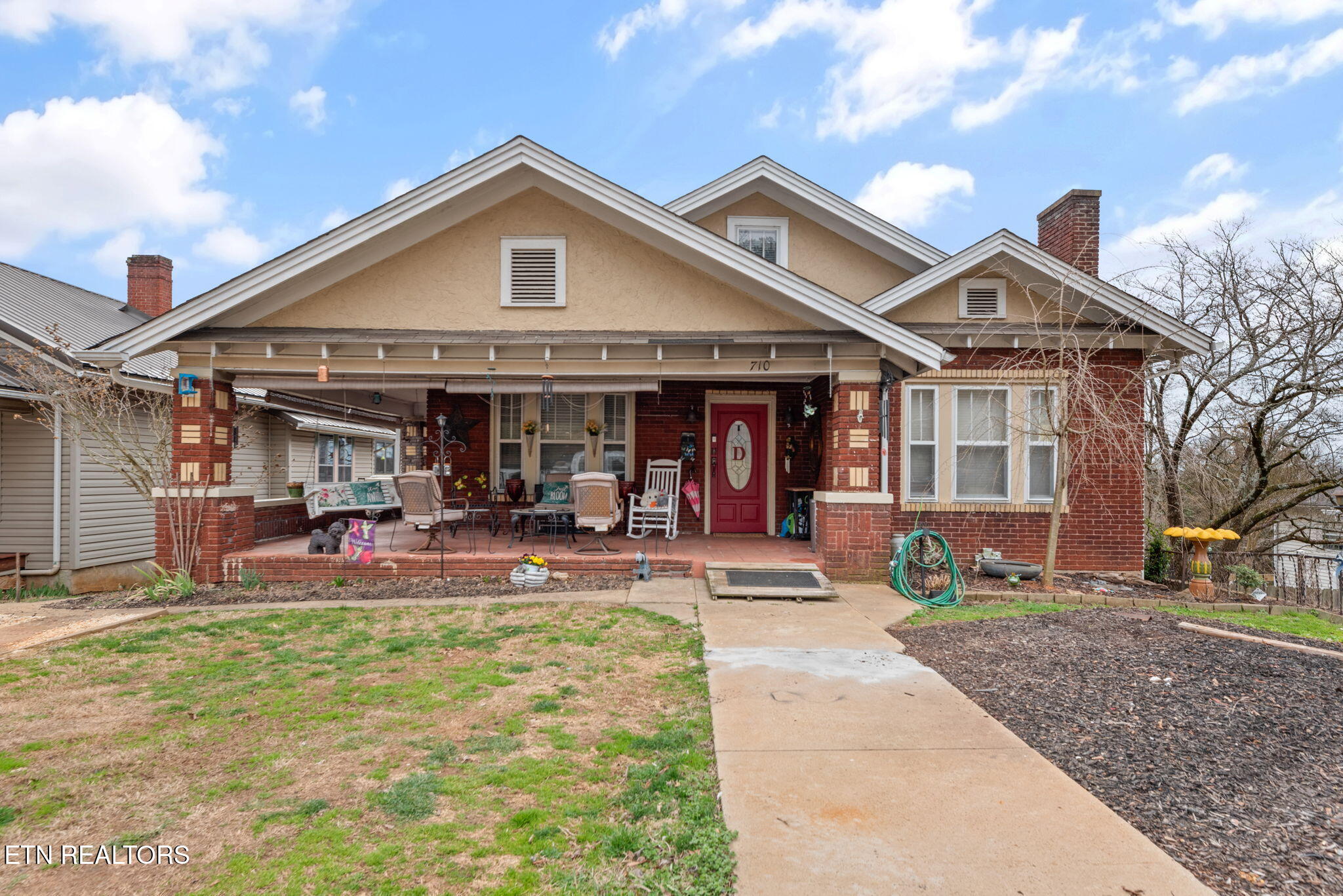 710 W 1st Avenue Lenoir City TN 37771