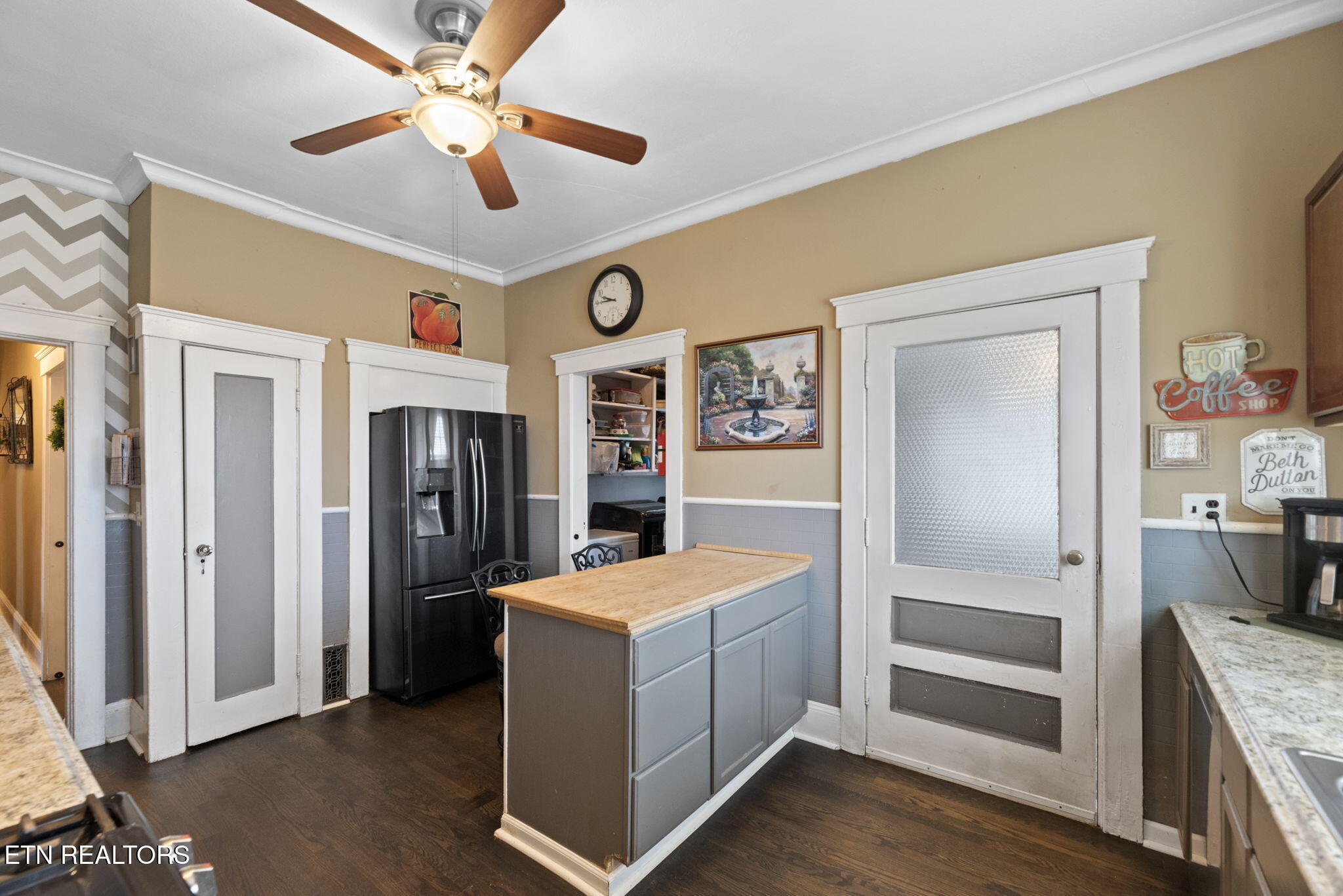 710 W 1st Avenue Lenoir City TN 37771