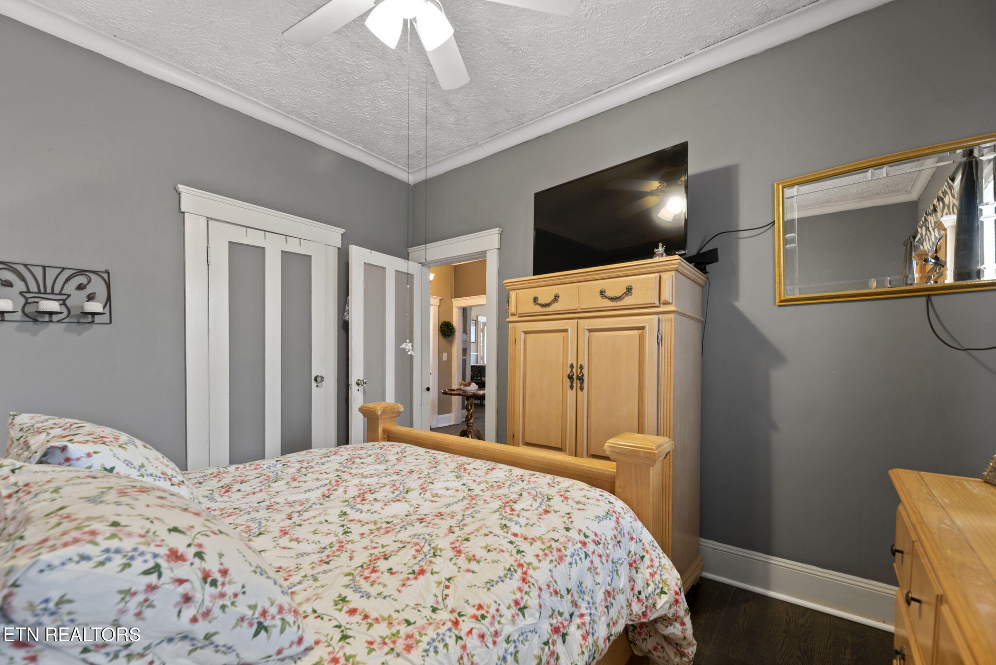 710 W 1st Avenue Lenoir City TN 37771