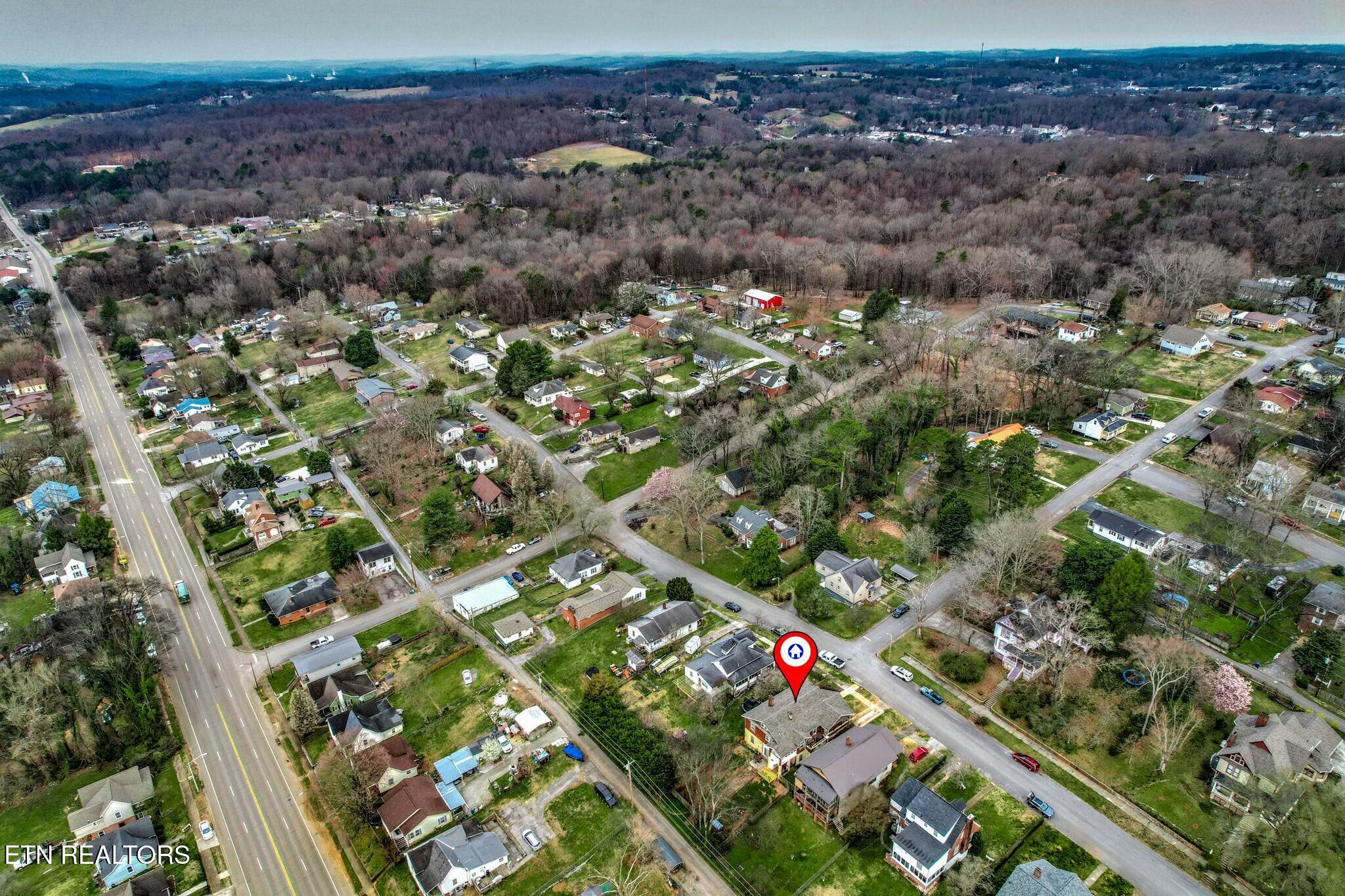 710 W 1st Avenue Lenoir City TN 37771