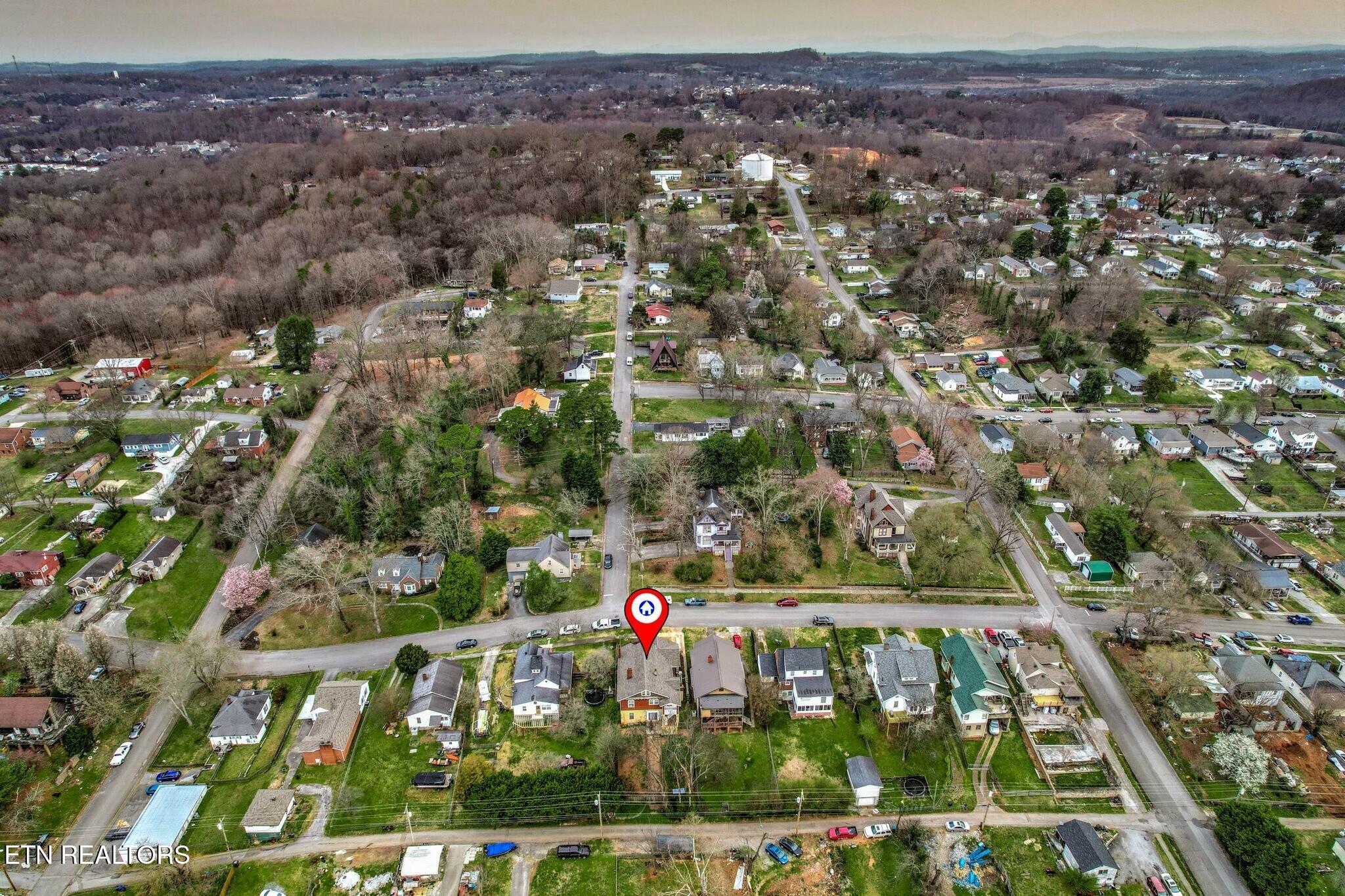 710 W 1st Avenue Lenoir City TN 37771