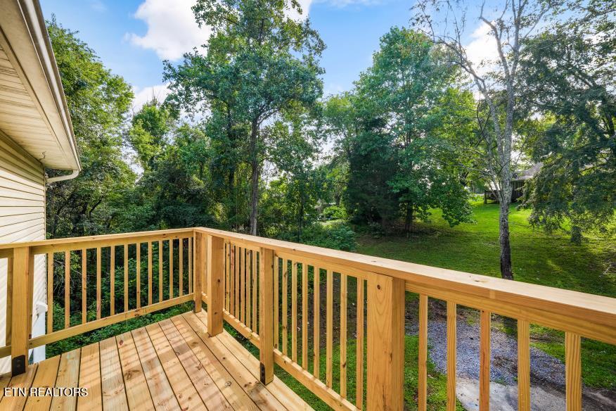 2208 Island Boulevard Sevierville TN 37876
