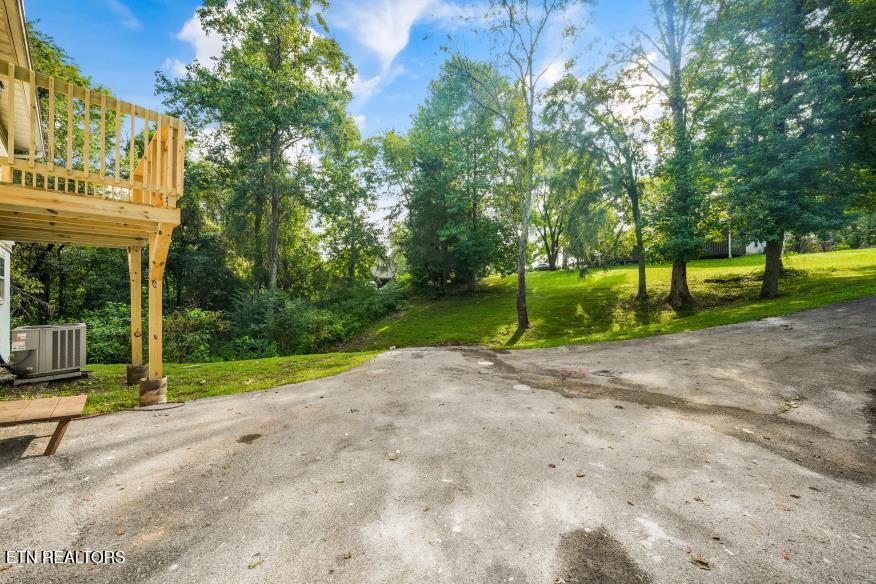 2208 Island Boulevard Sevierville TN 37876