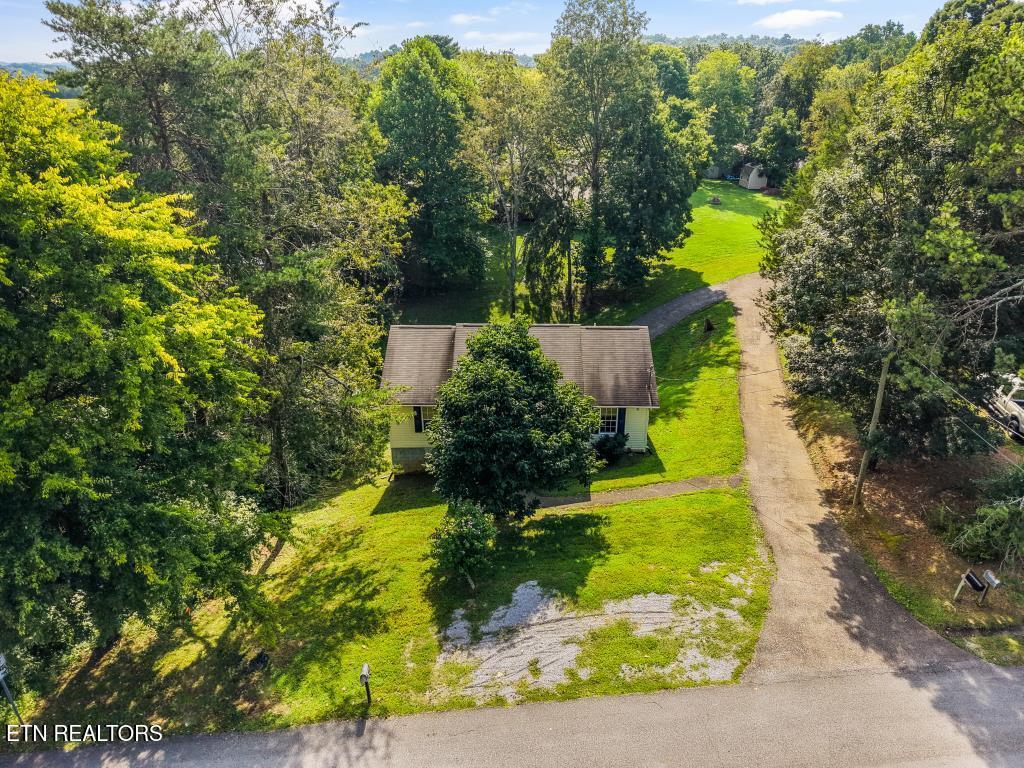2208 Island Boulevard Sevierville TN 37876