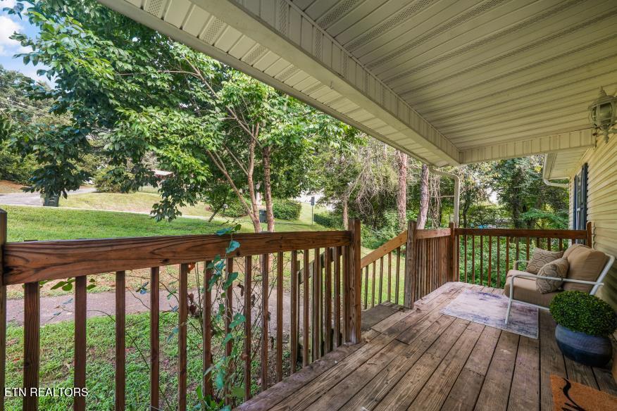 2208 Island Boulevard Sevierville TN 37876