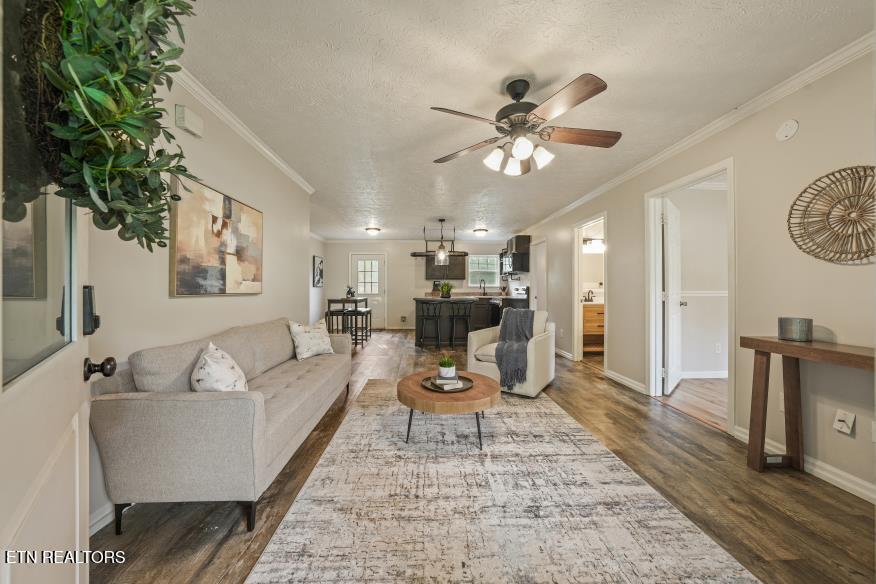 2208 Island Boulevard Sevierville TN 37876