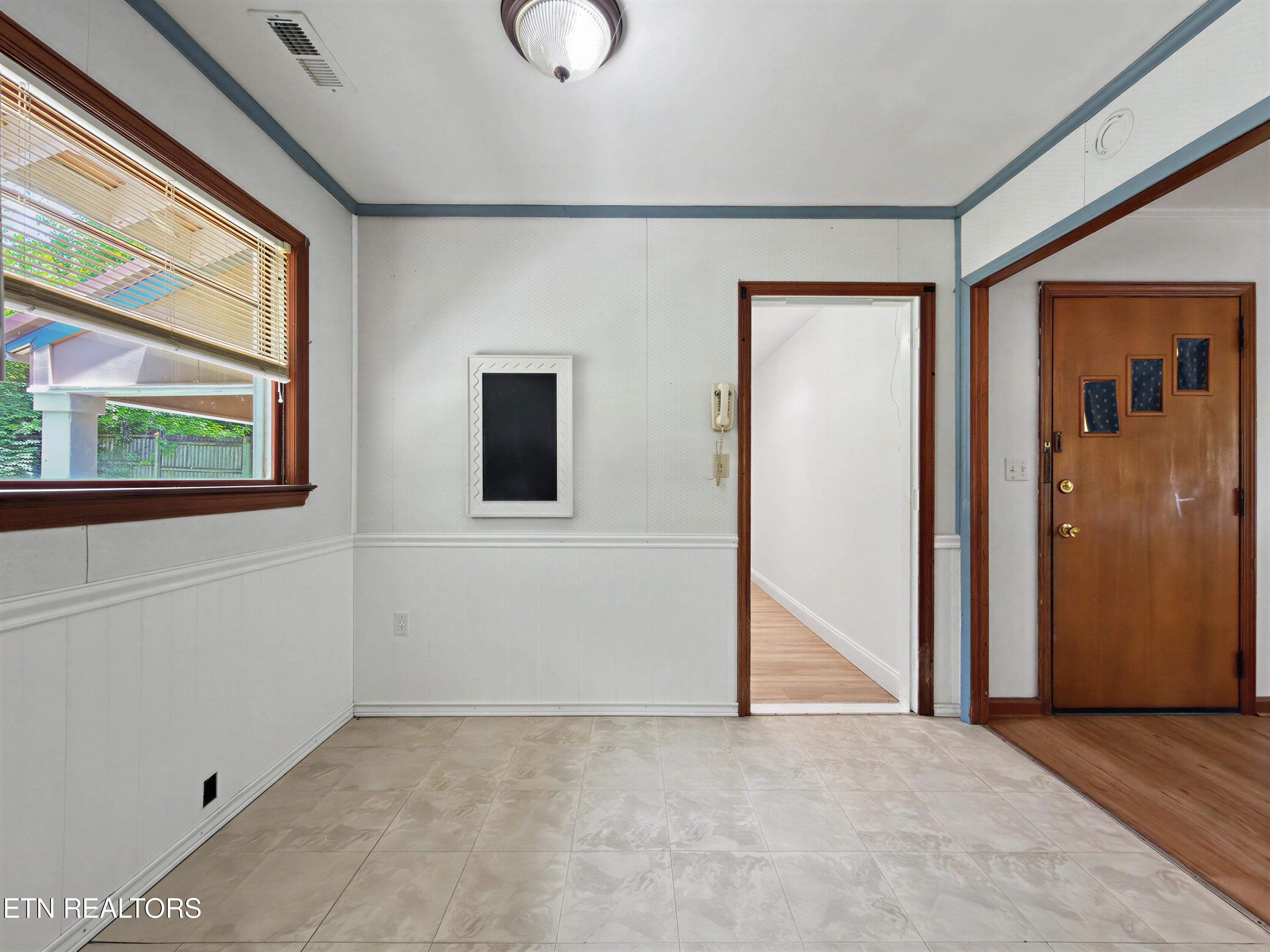 1109 Tapoco Avenue Maryville TN 37801