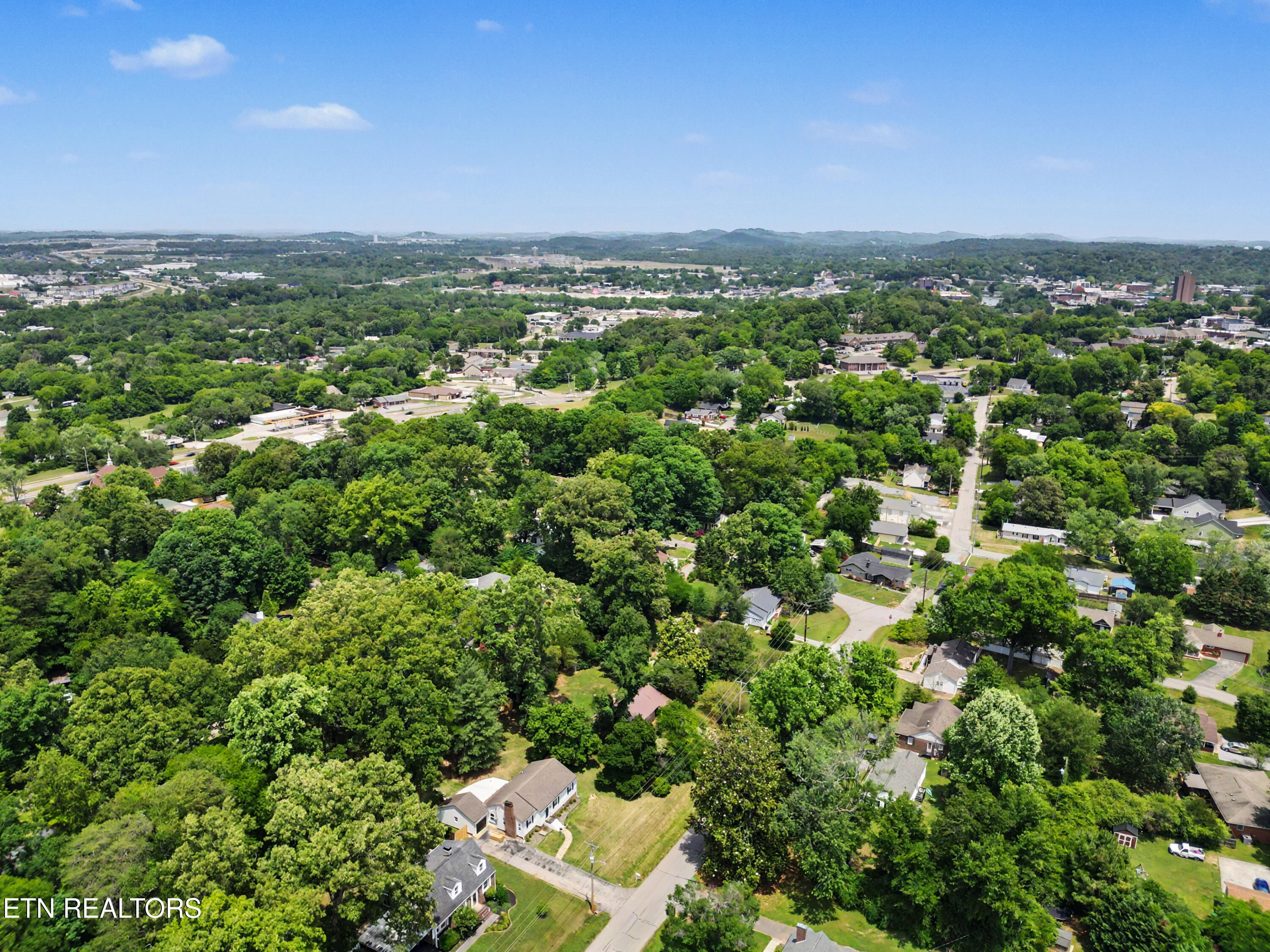 1109 Tapoco Avenue Maryville TN 37801