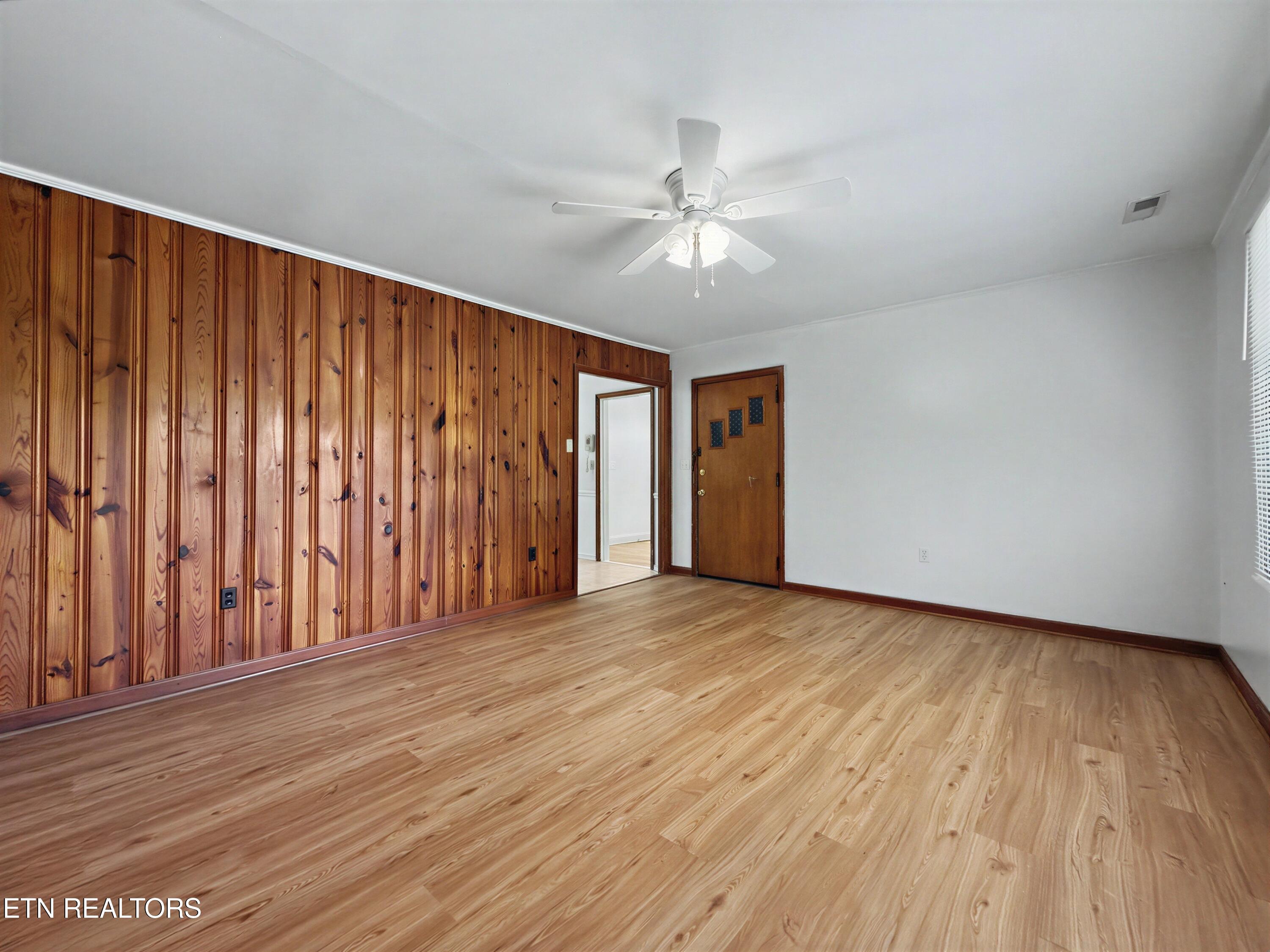 1109 Tapoco Avenue Maryville TN 37801