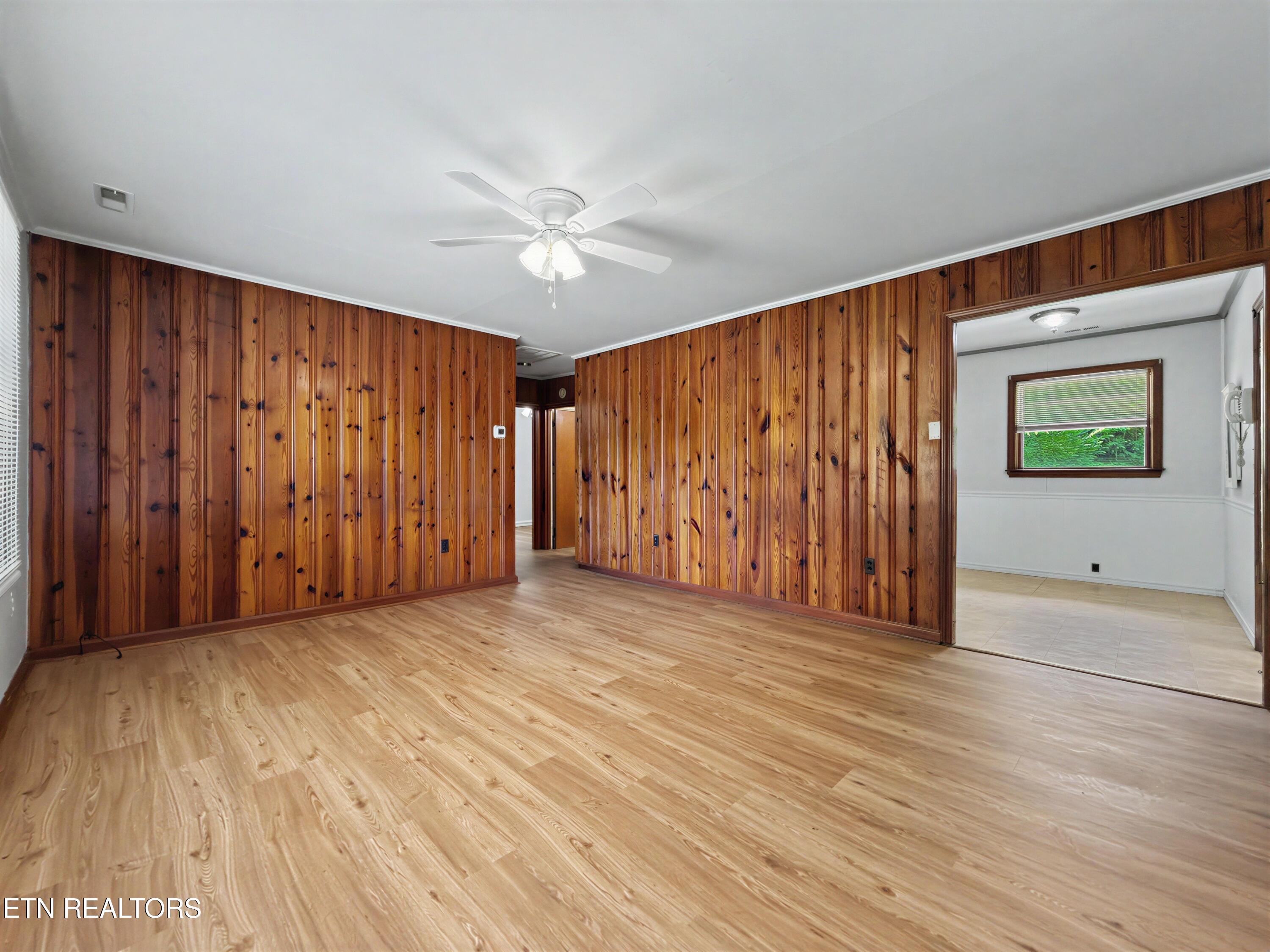 1109 Tapoco Avenue Maryville TN 37801
