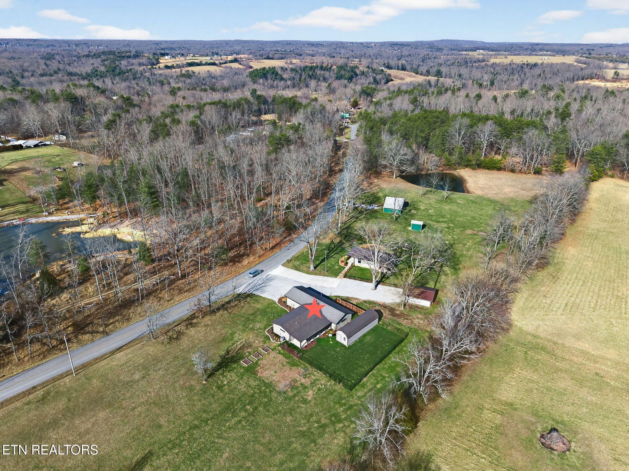 2490 Chestnut Hill Road Crossville TN 38571