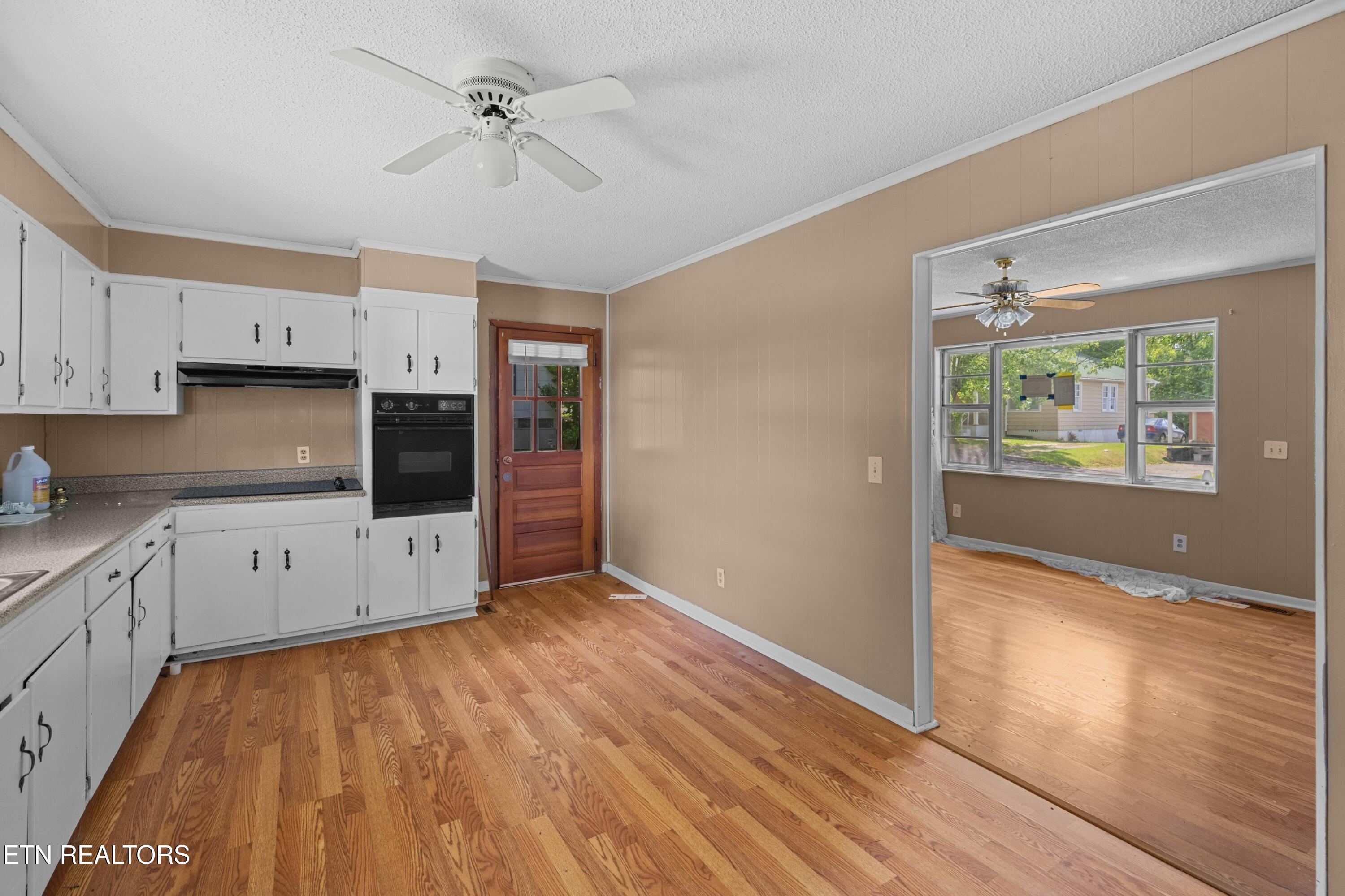 215 Hillcrest Street Rogersville TN 37857