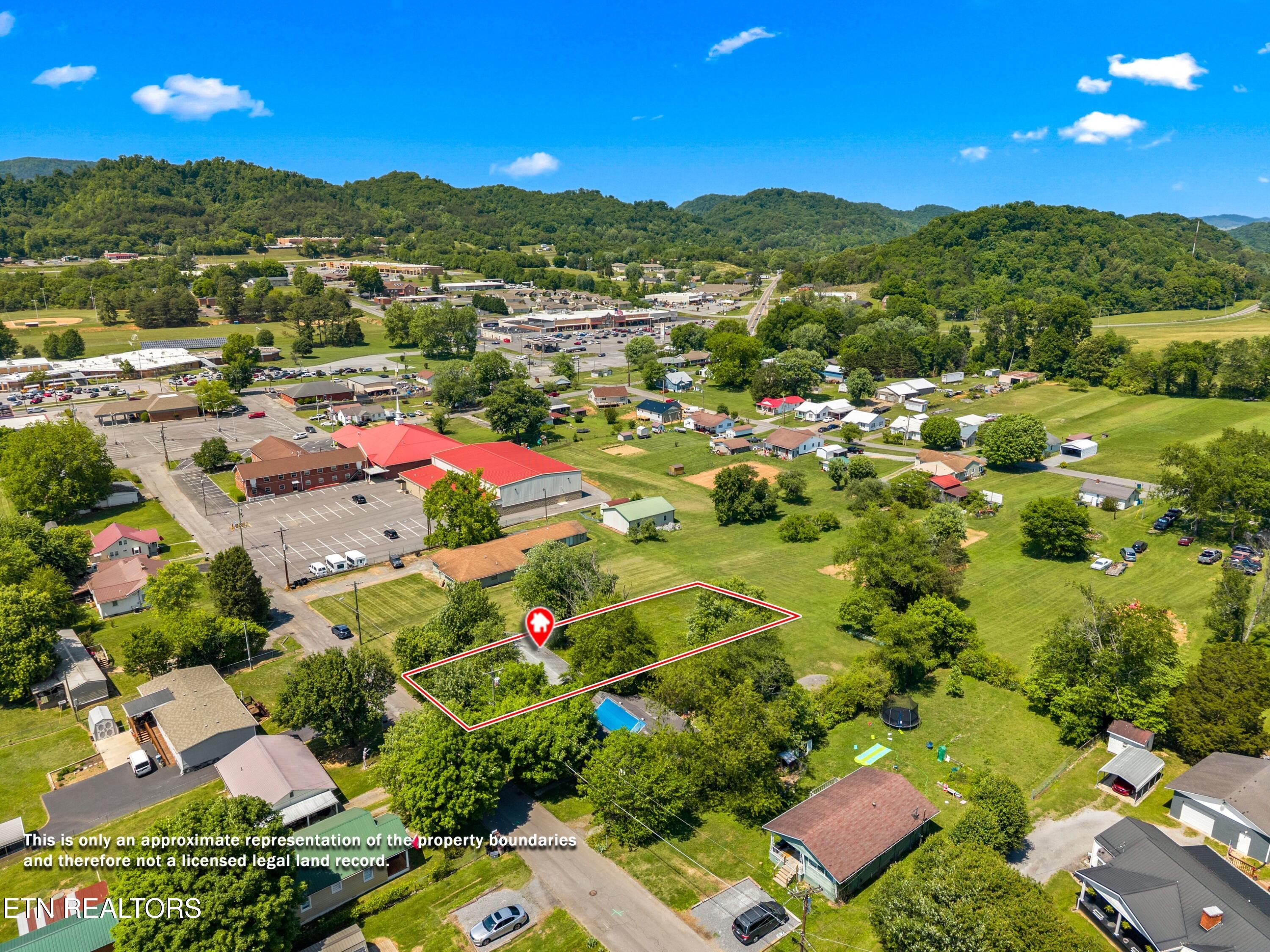 215 Hillcrest Street Rogersville TN 37857