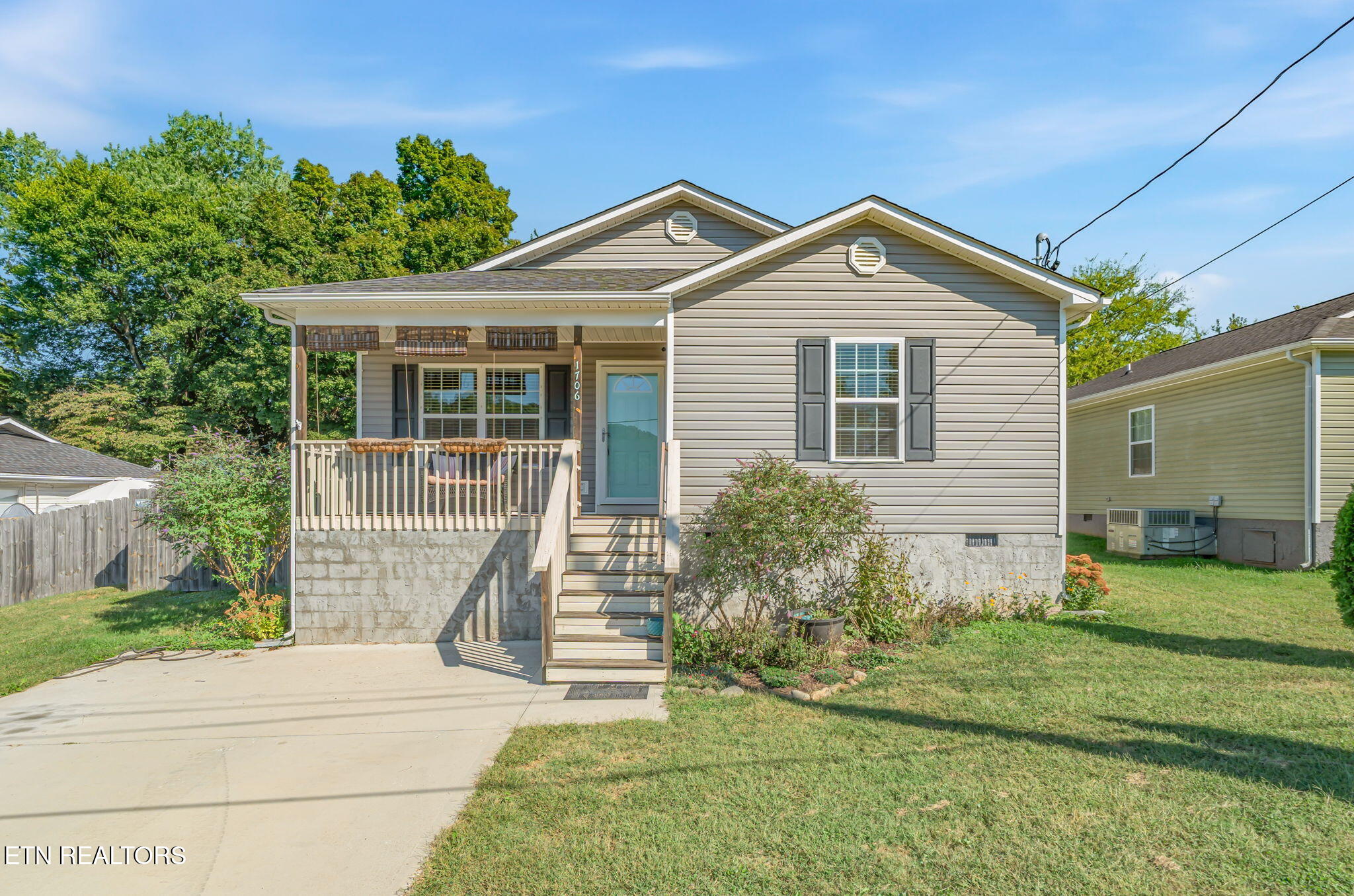 1706 Vada Circle Knoxville TN 37912