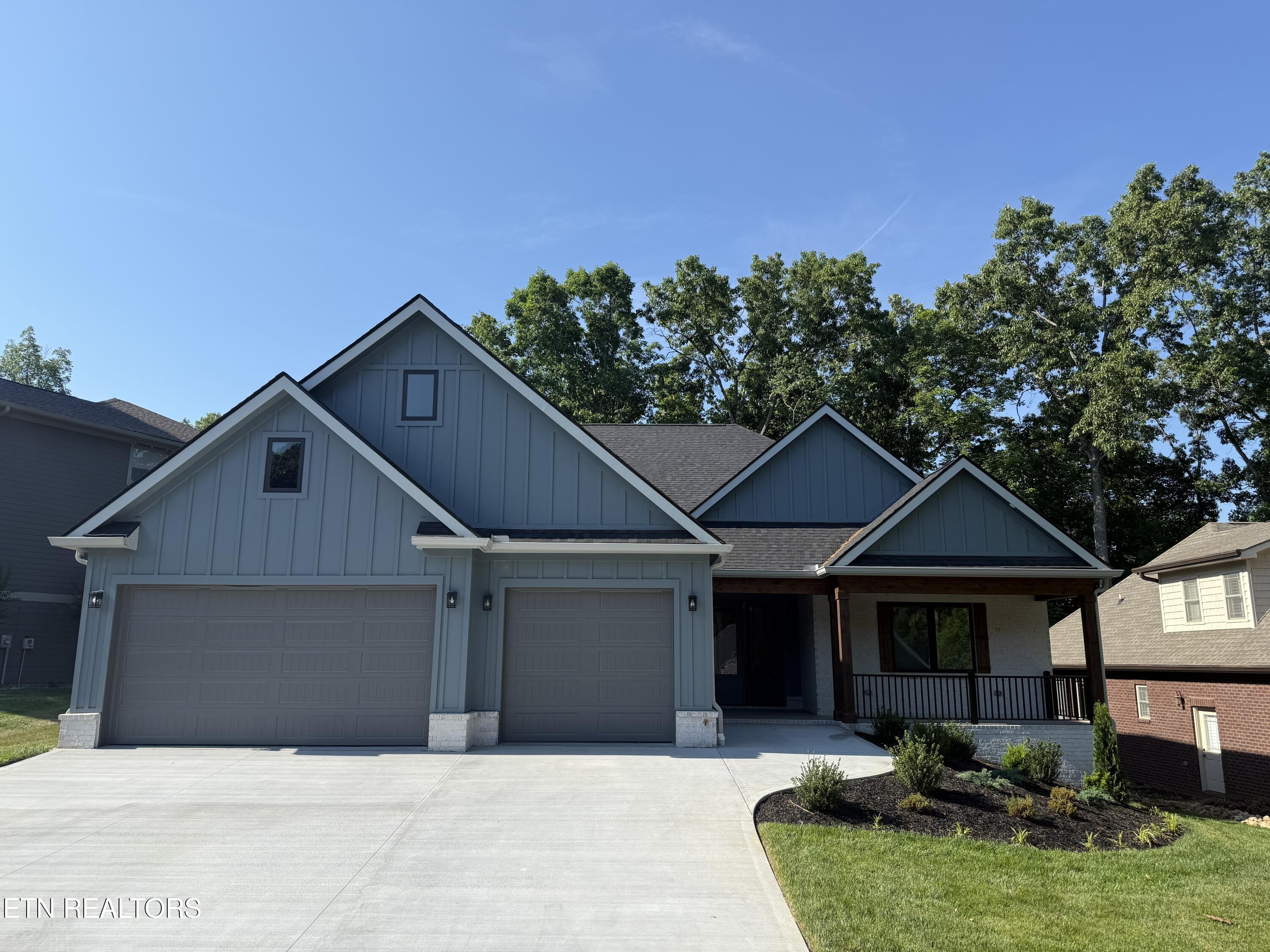 208 Ootsima Way Loudon TN 37774
