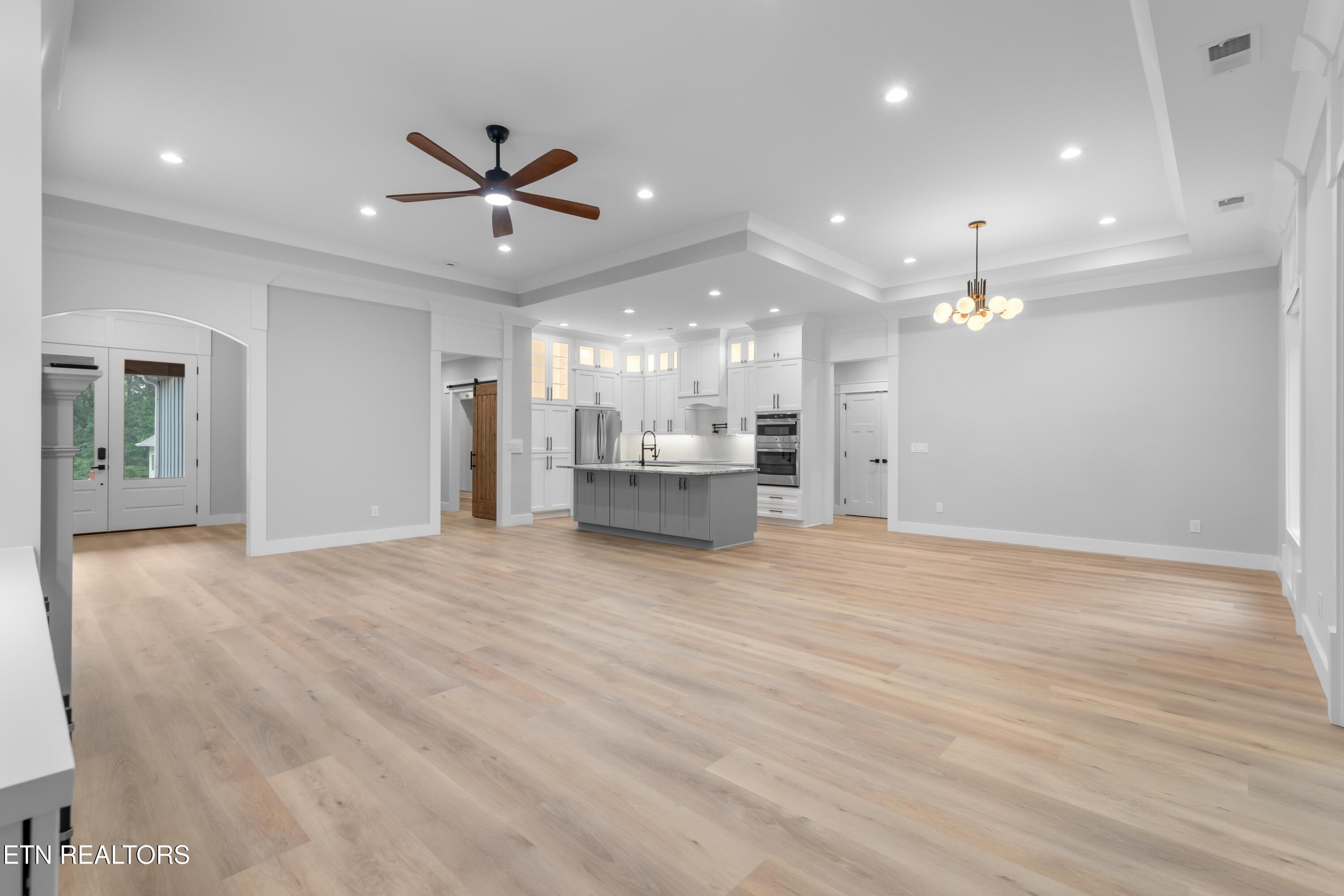 208 Ootsima Way Loudon TN 37774