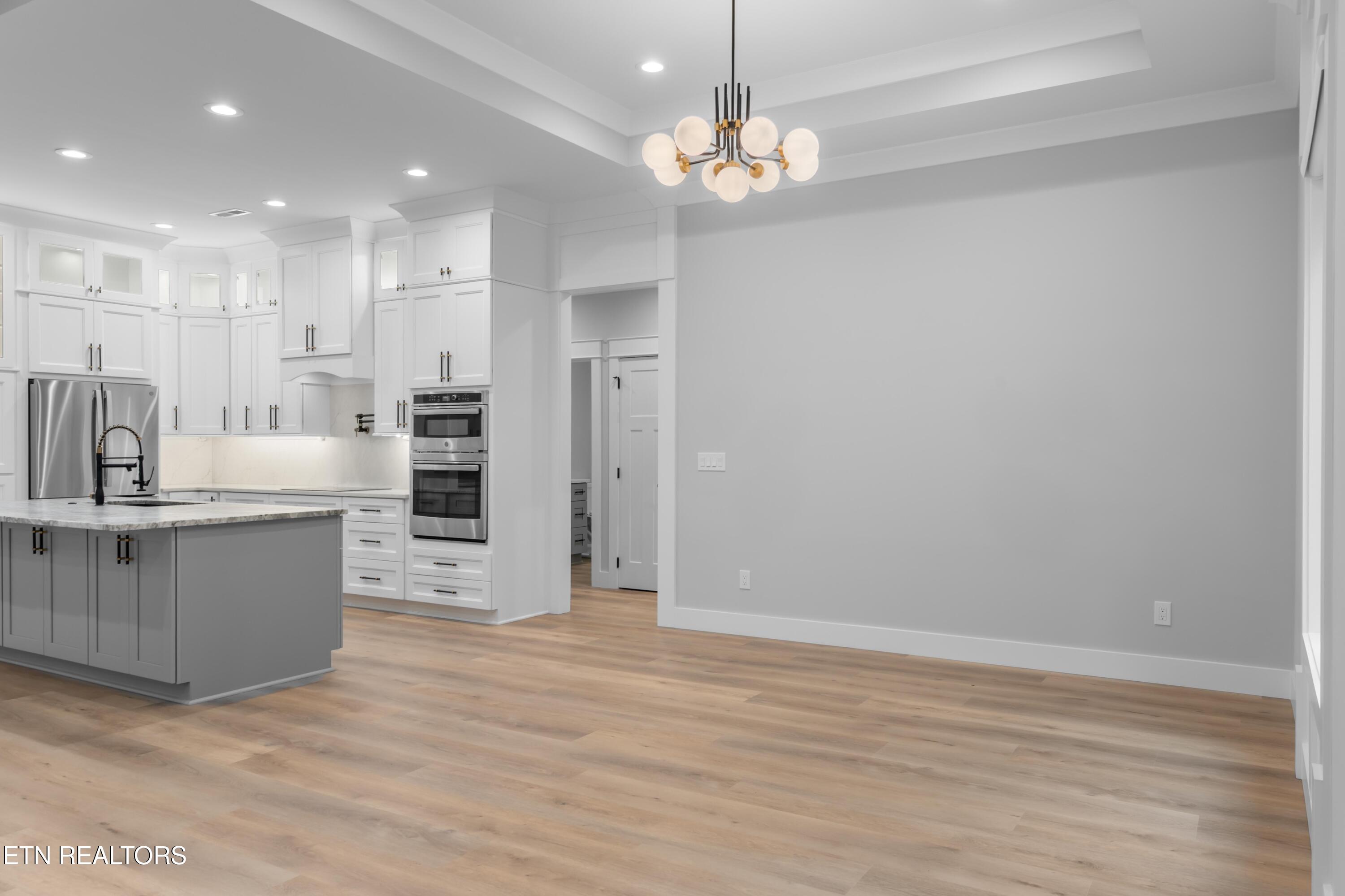 208 Ootsima Way Loudon TN 37774