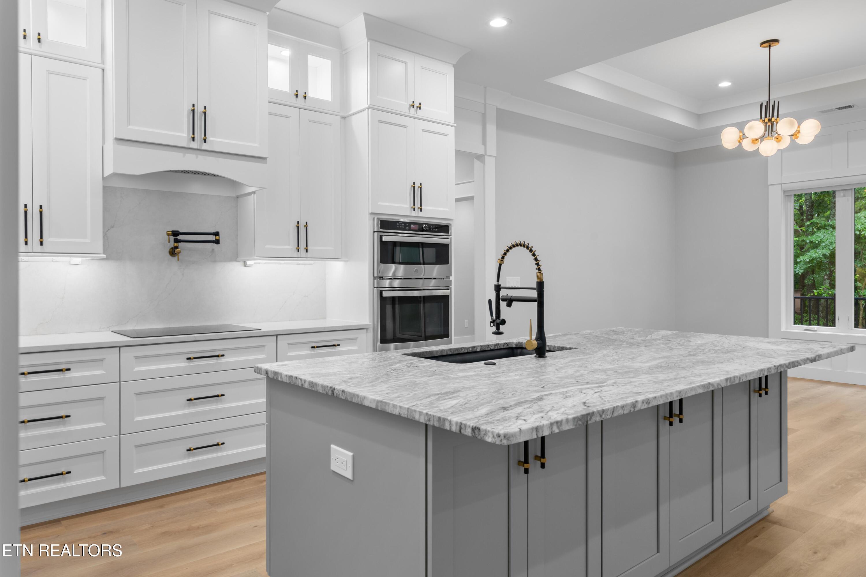 208 Ootsima Way Loudon TN 37774