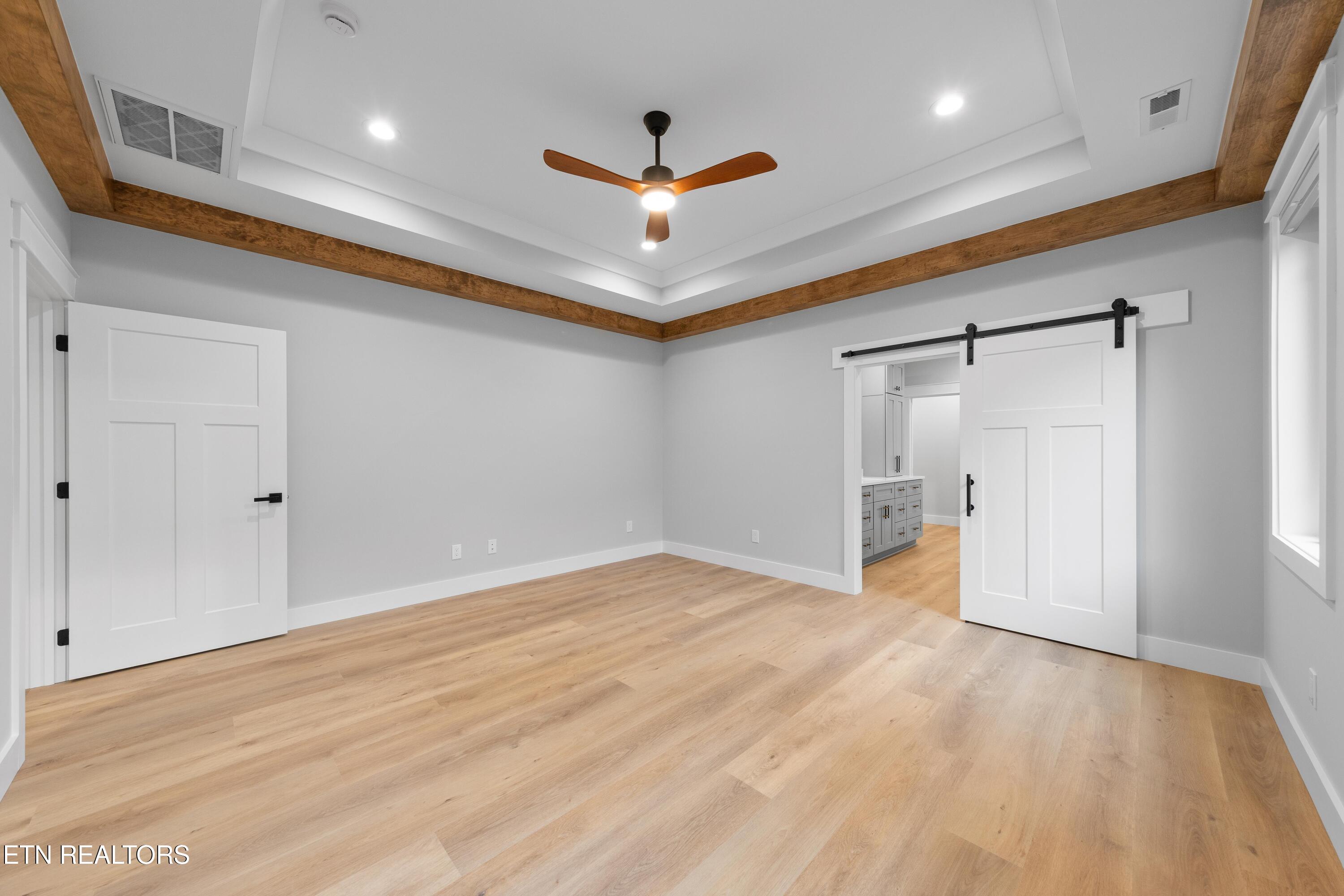 208 Ootsima Way Loudon TN 37774