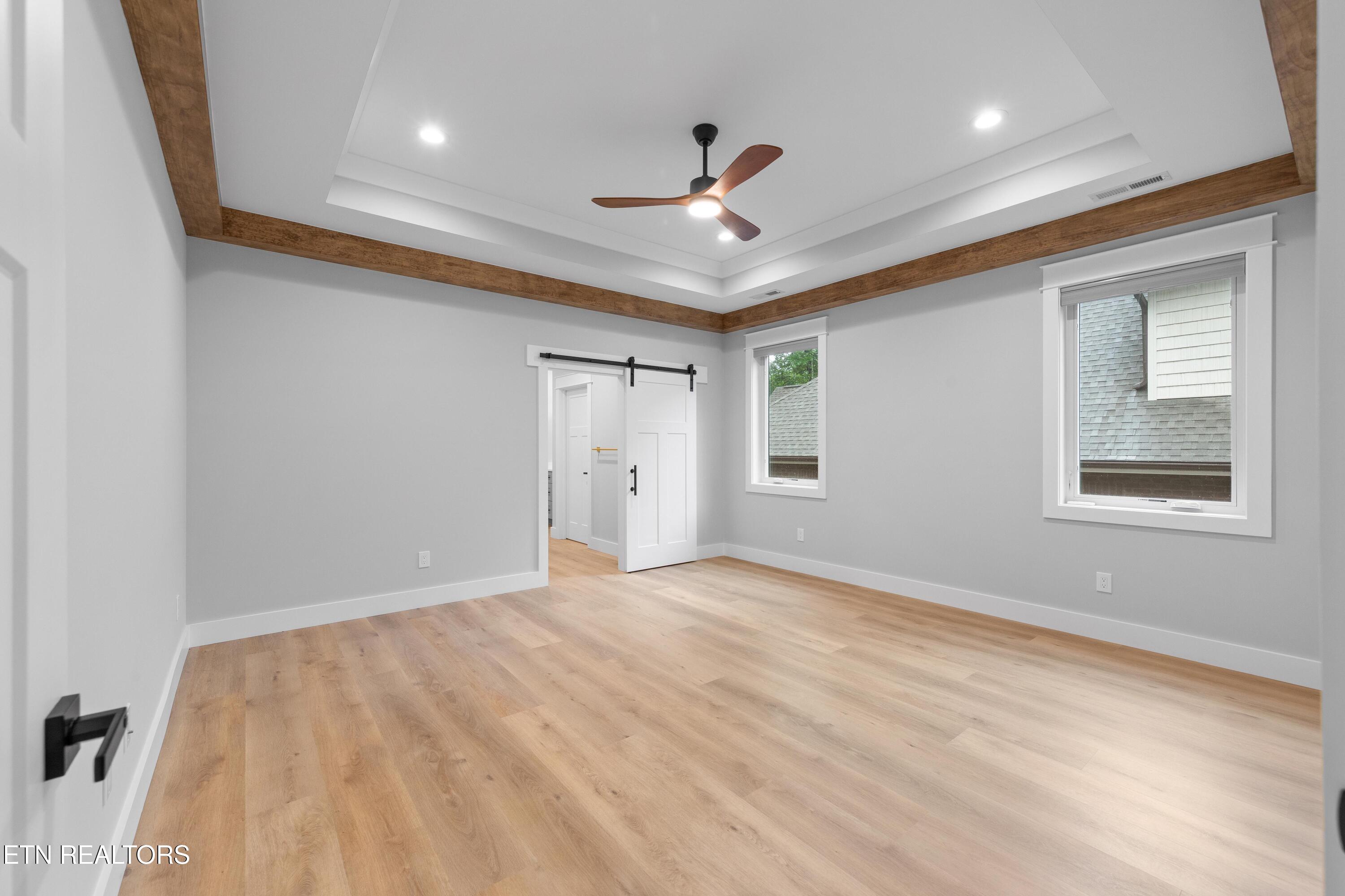 208 Ootsima Way Loudon TN 37774