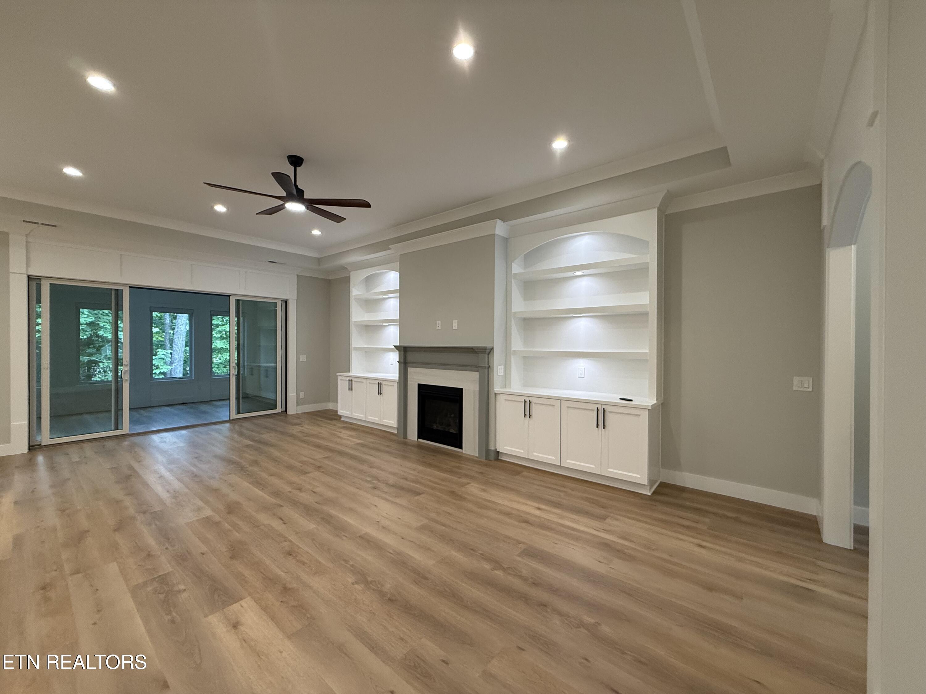 208 Ootsima Way Loudon TN 37774