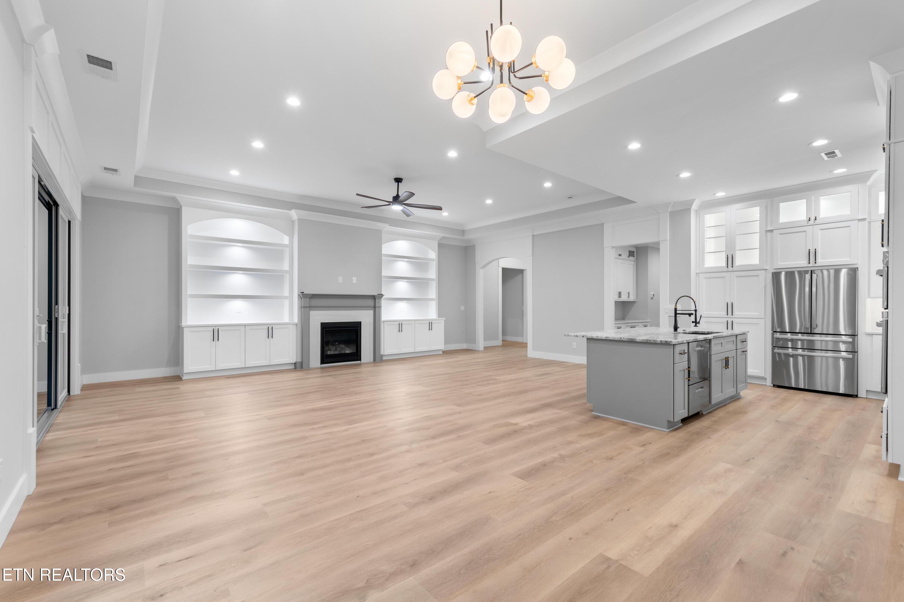 208 Ootsima Way Loudon TN 37774
