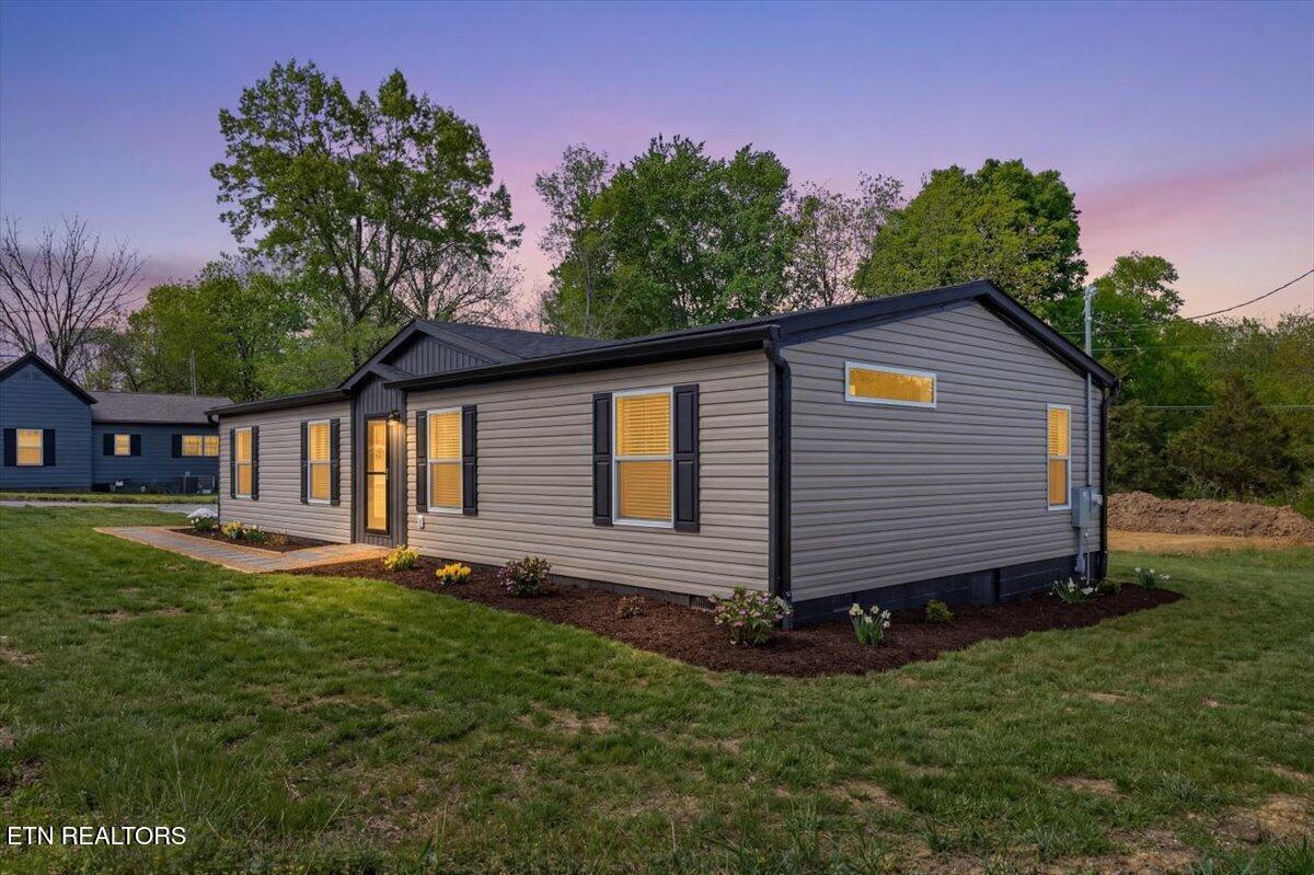 9 Hamilton Street Englewood TN 37329